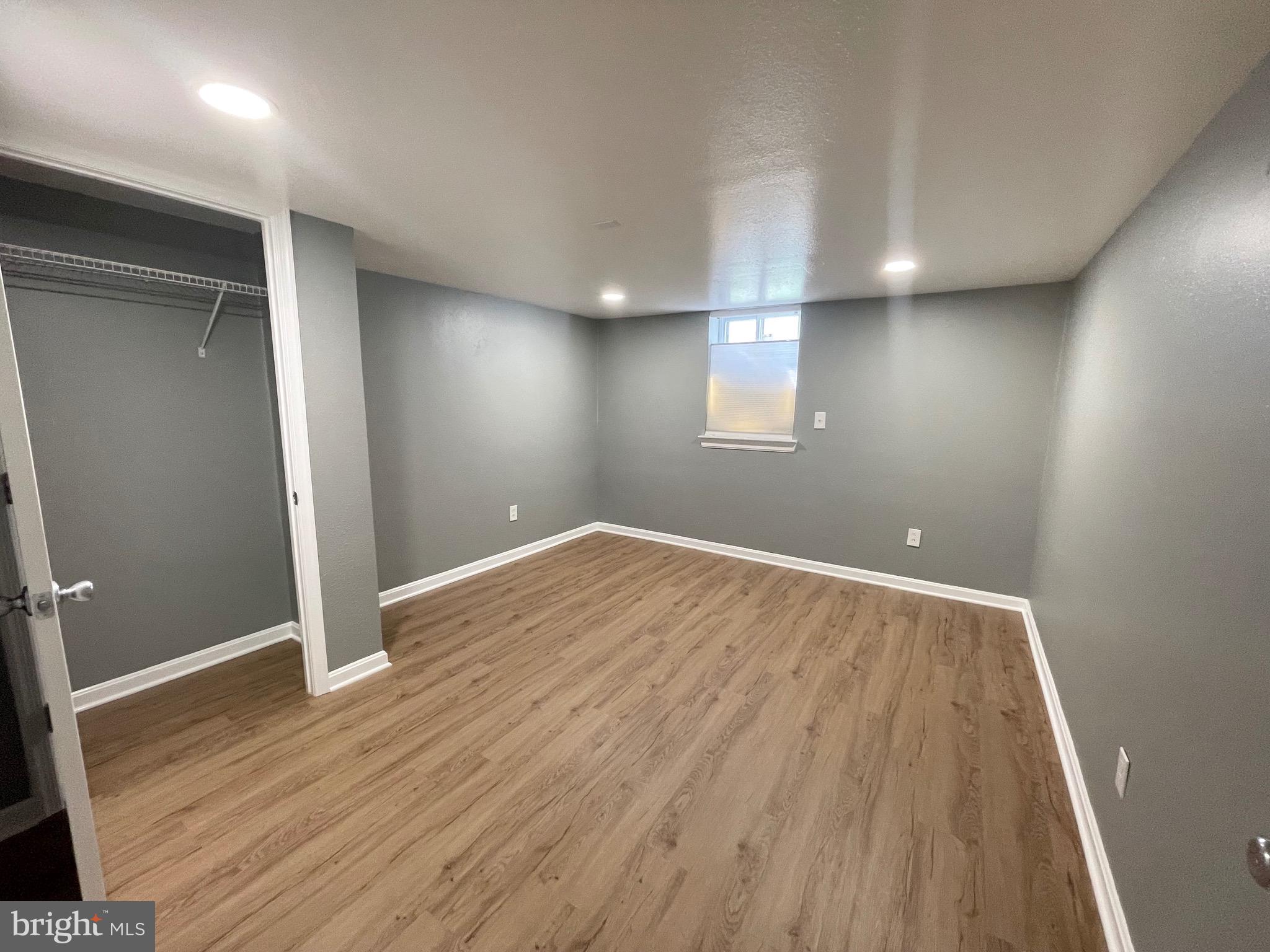 DAMASCUS OUTSIDE - Residential