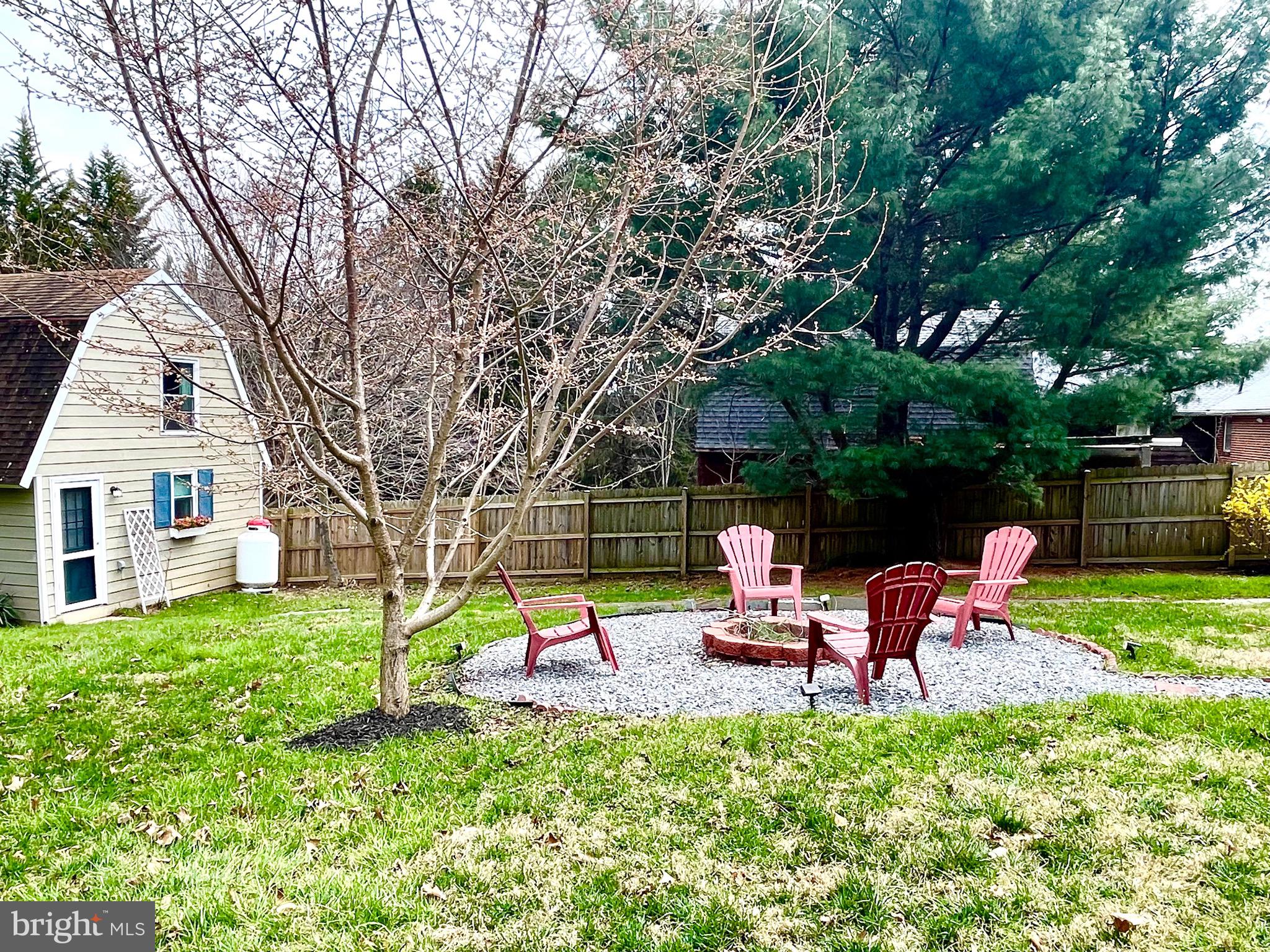 DAMASCUS OUTSIDE - Residential