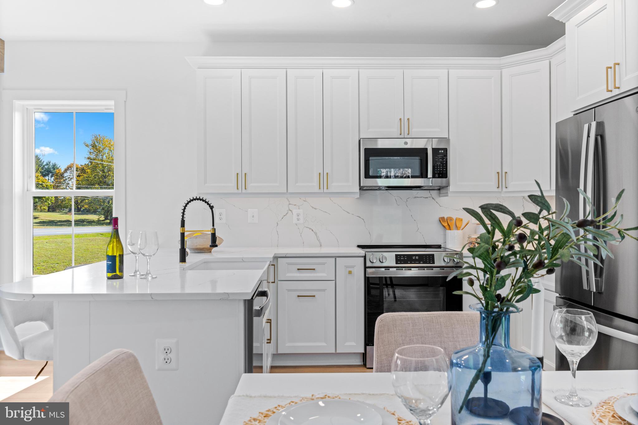 JARRETTSVILLE - Residential