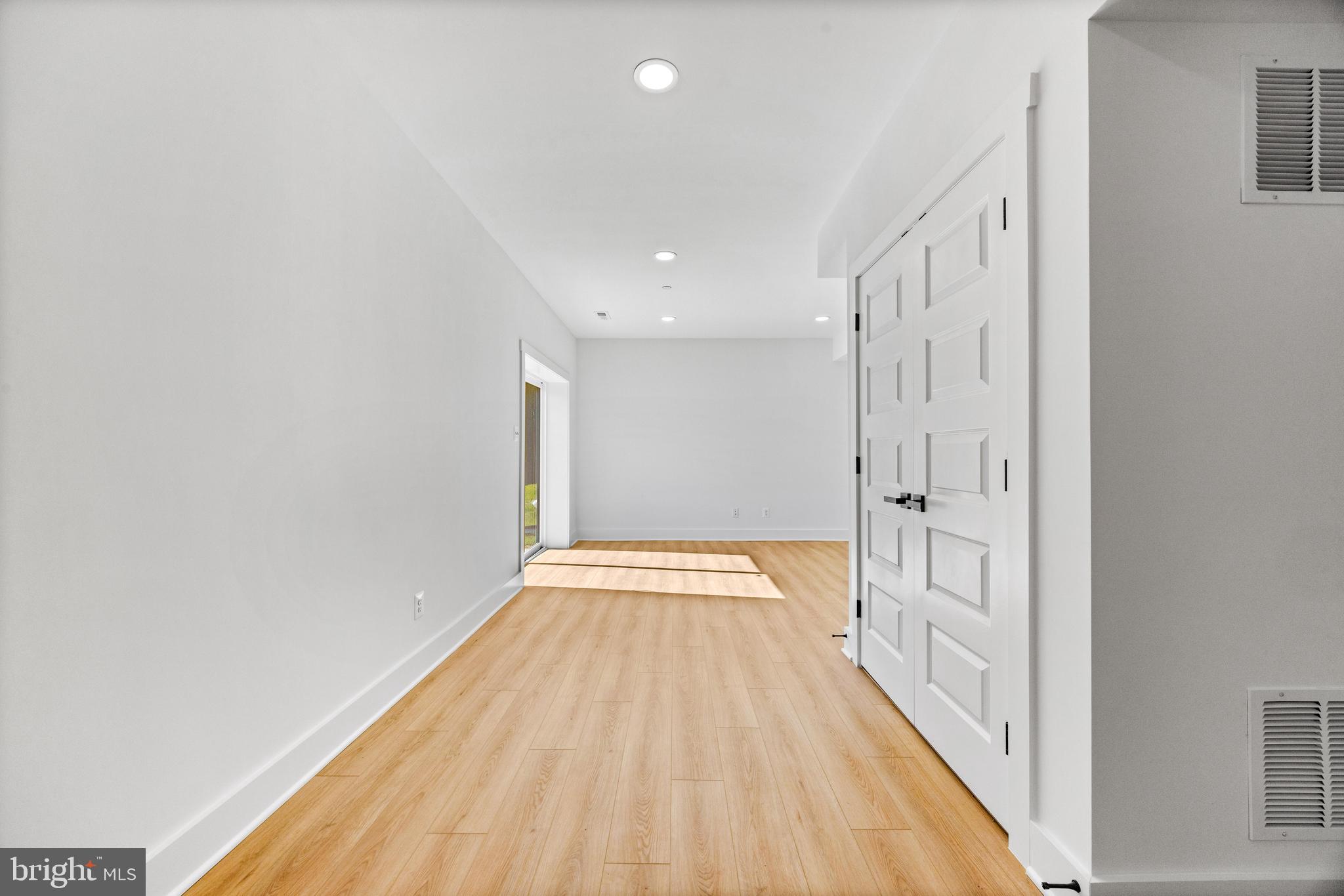 JARRETTSVILLE - Residential