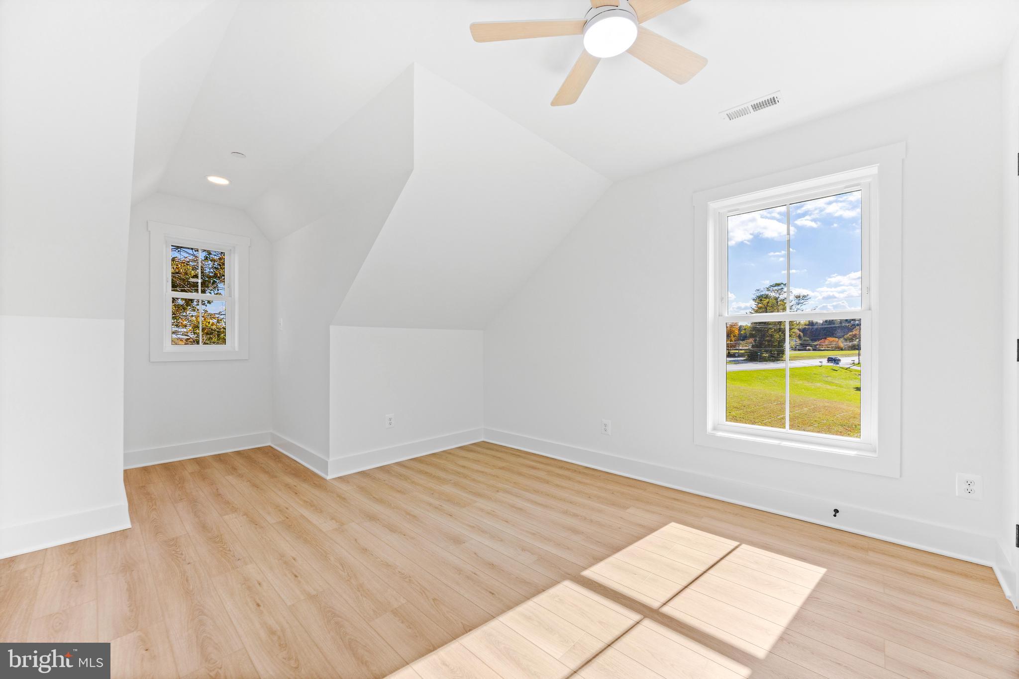 JARRETTSVILLE - Residential