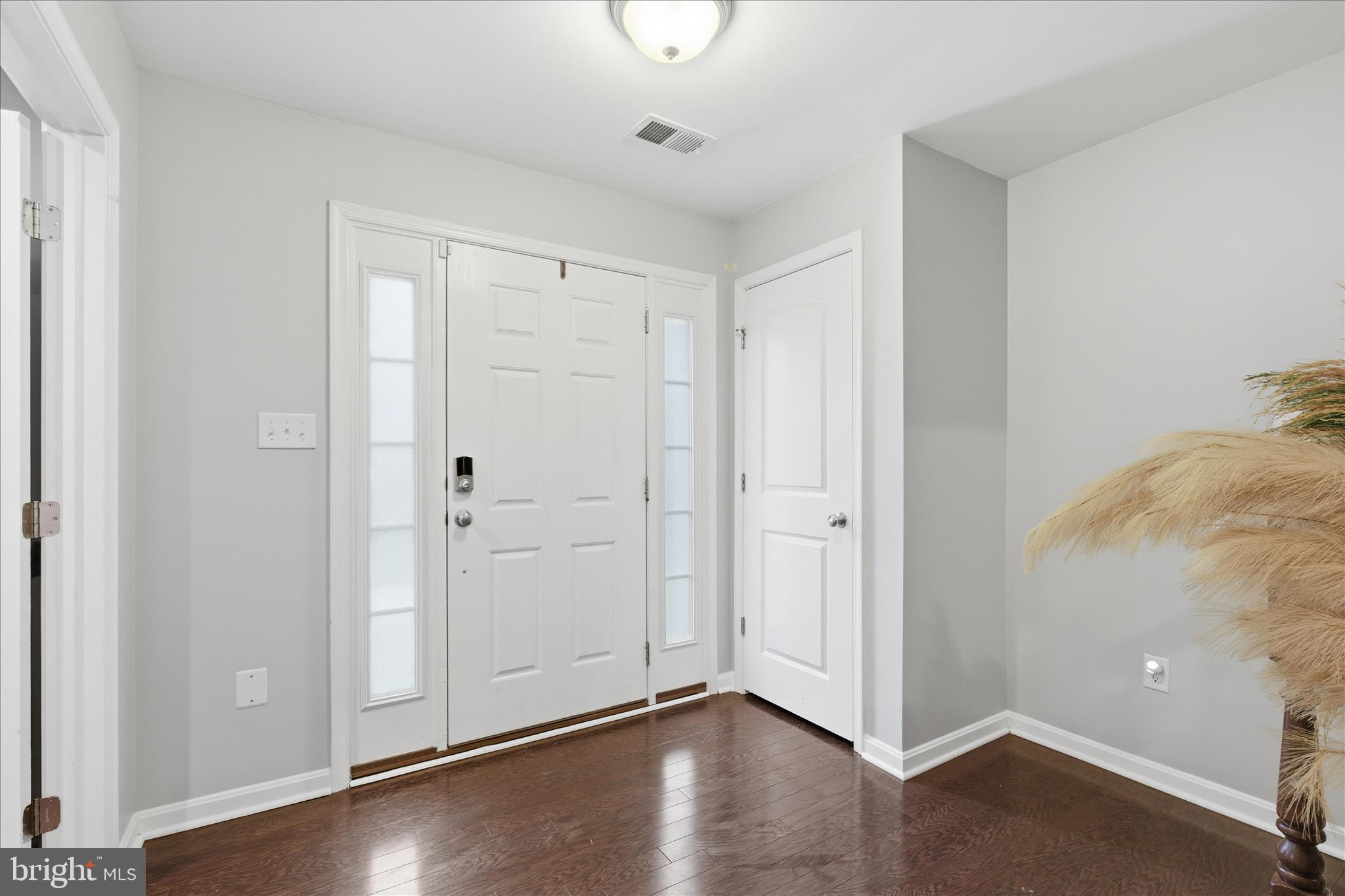 WOODMORE TOWNE CENTRE - Residential