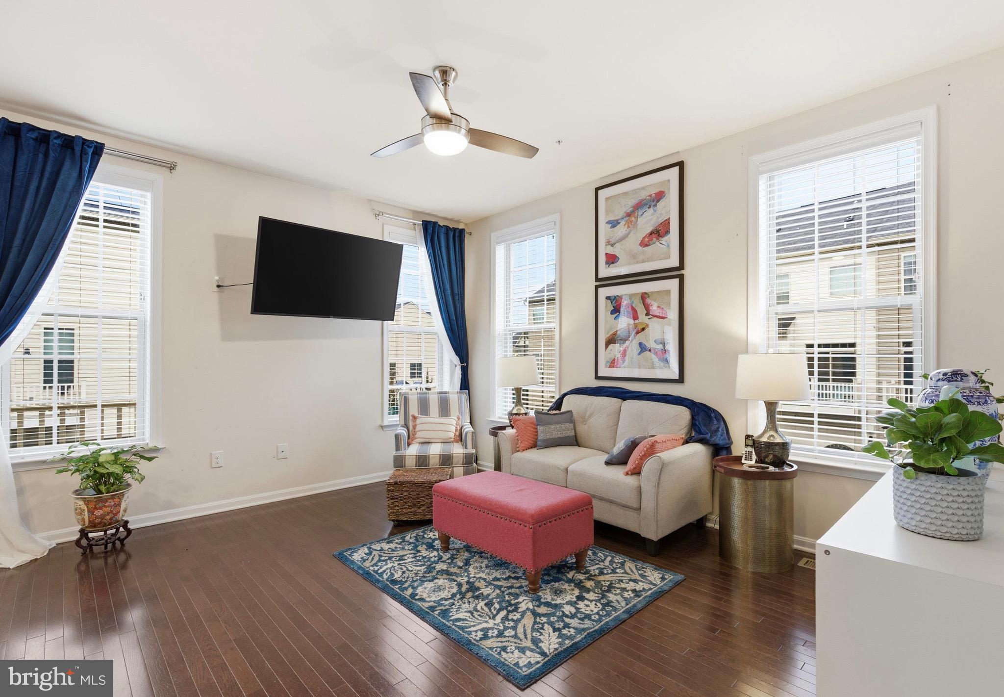 WOODMORE TOWNE CENTRE - Residential