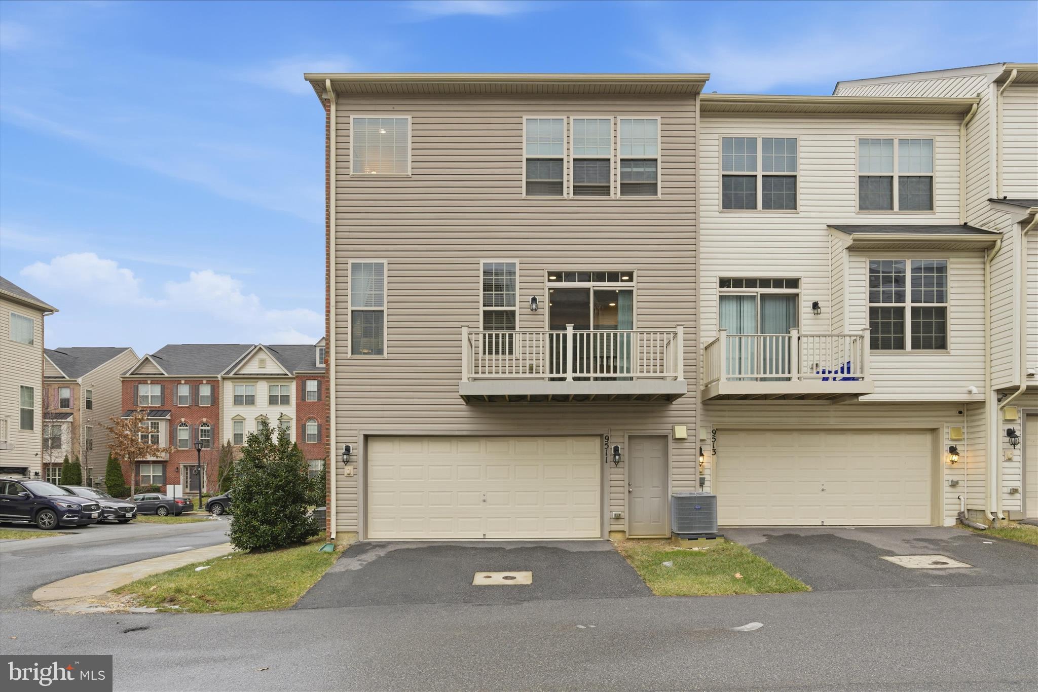 WOODMORE TOWNE CENTRE - Residential