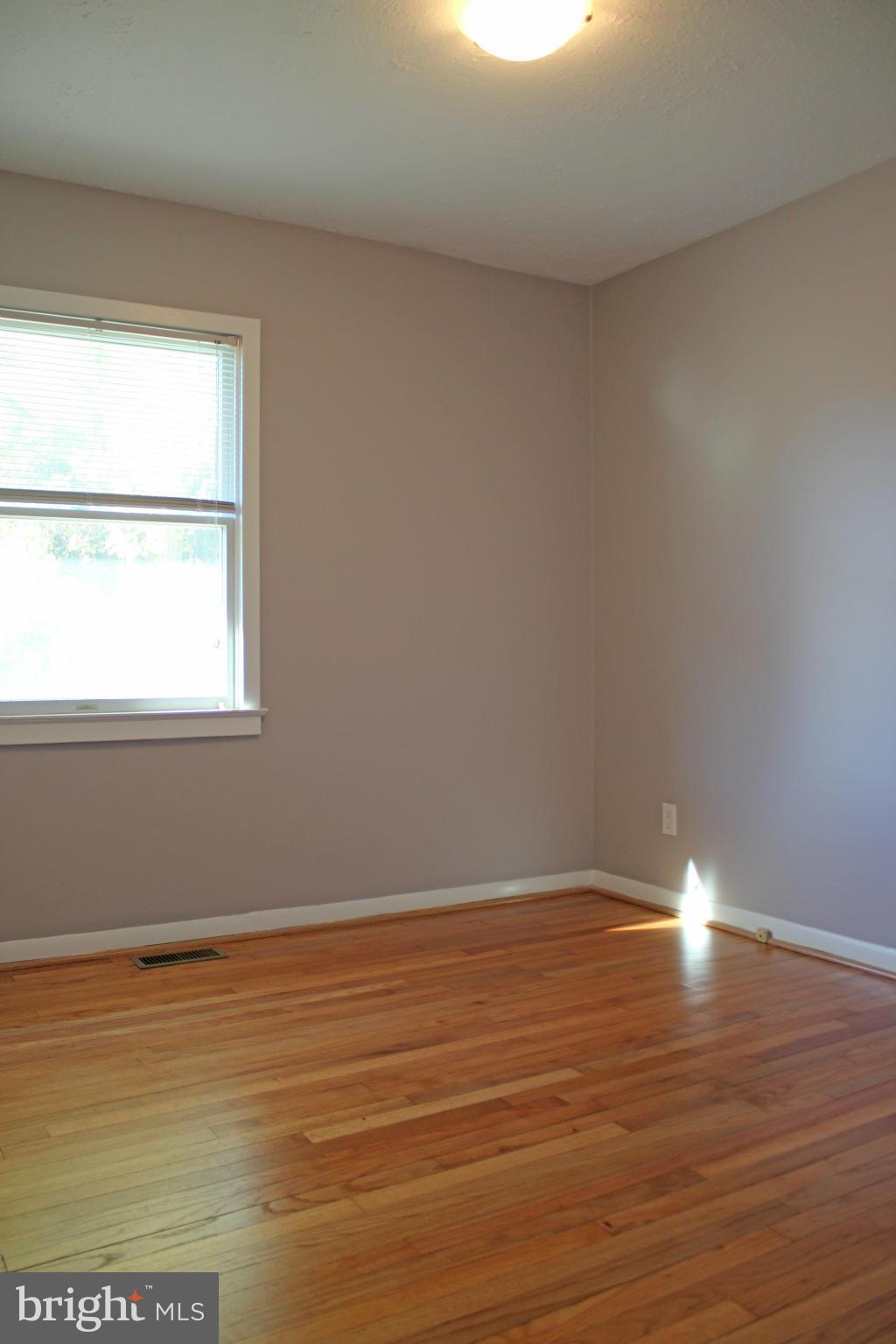 ST GEORGE BEACH - Residential Lease