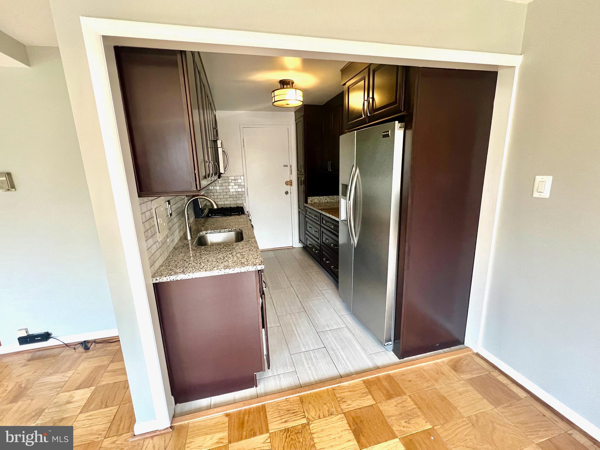 GROSVENOR PARK - Residential Lease