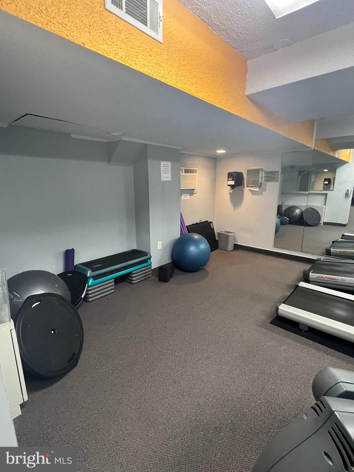 GROSVENOR PARK - Residential Lease