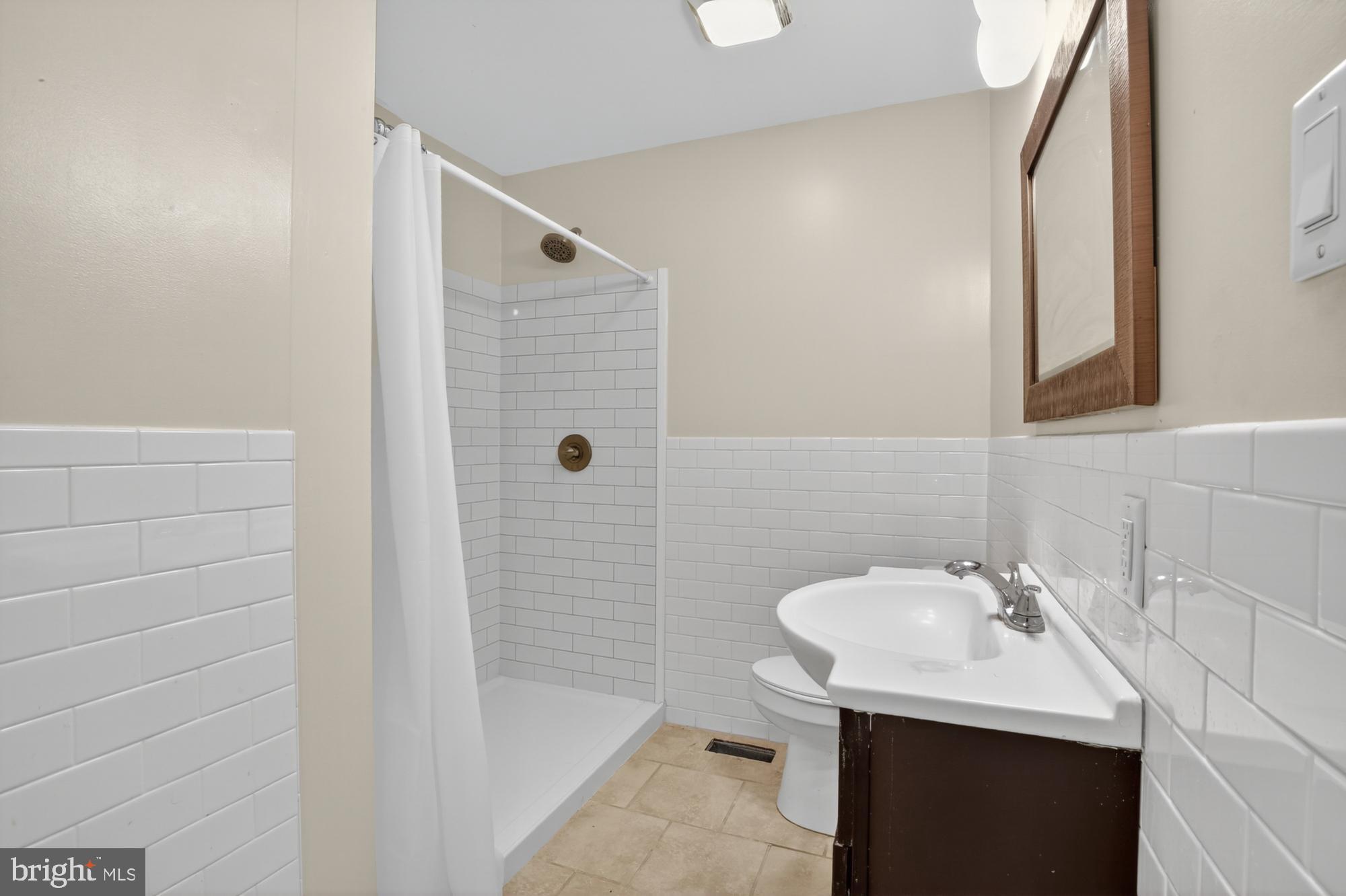 NORTHERN LIBERTIES - Residential Lease