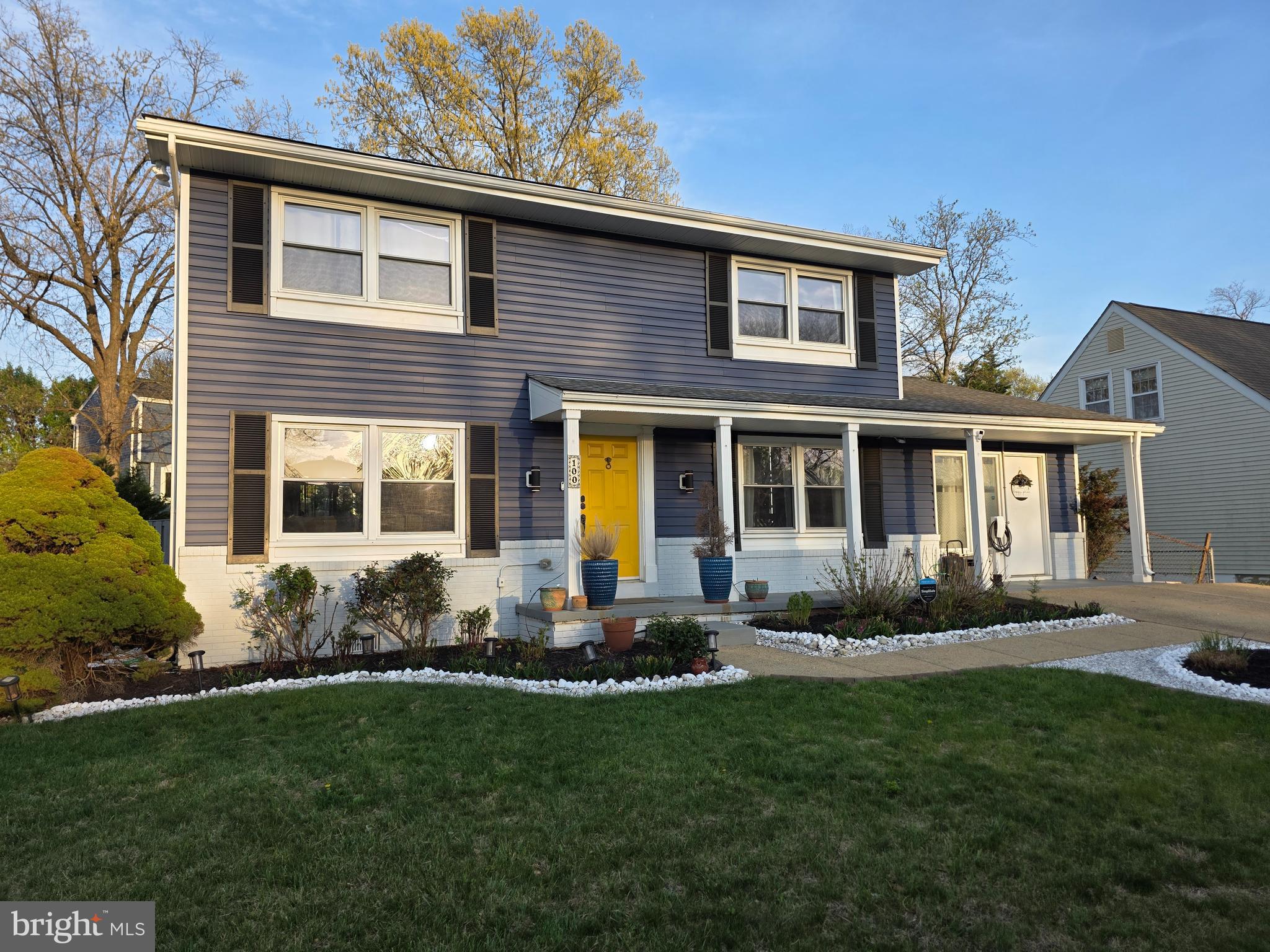 100 S LINCOLN AVENUE