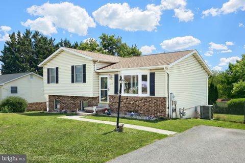 Homes For Sale - 3116 Grandview Road<br/> York County, HANOVER, PA 17331