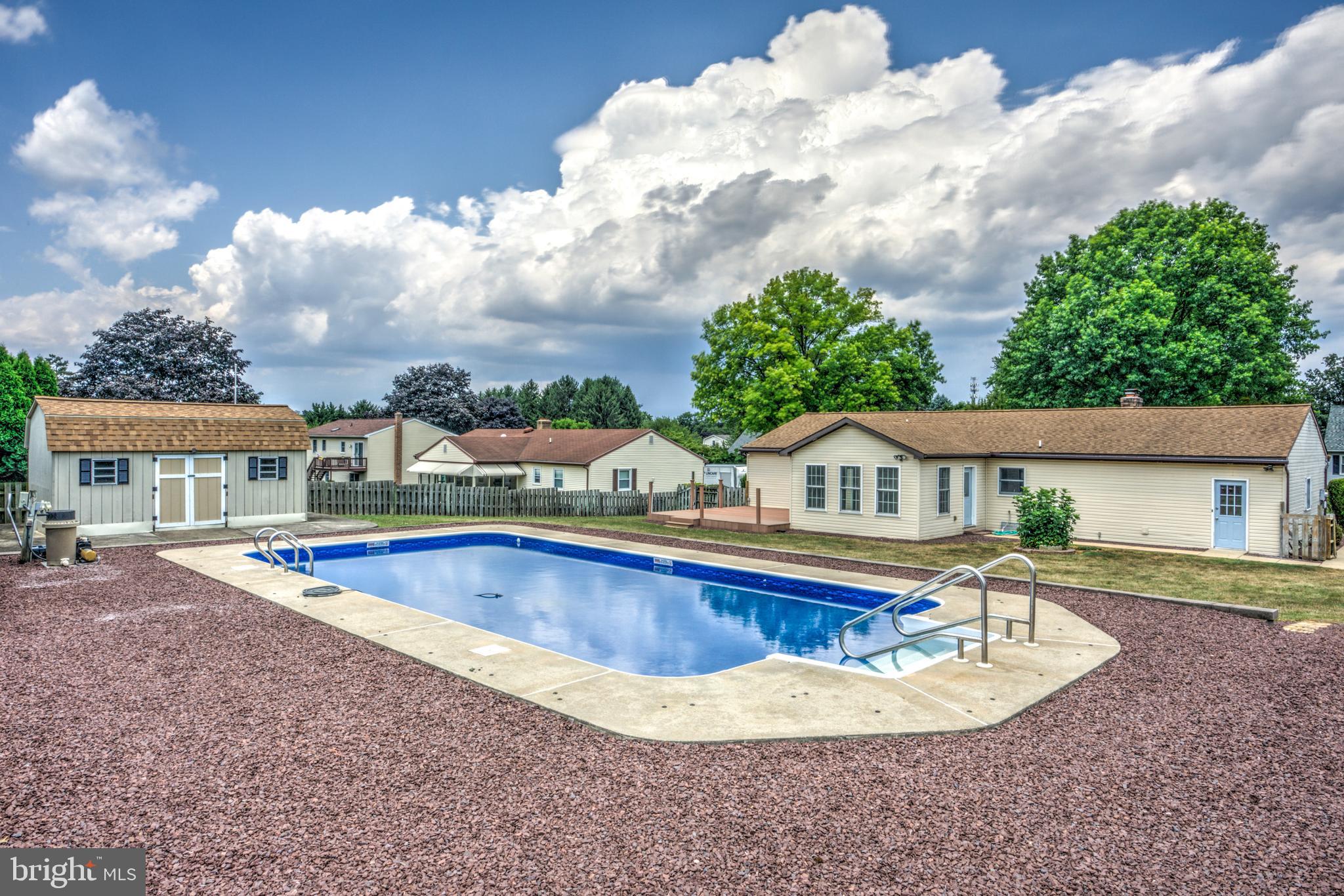 EAST LAMPETER TWP - Residential