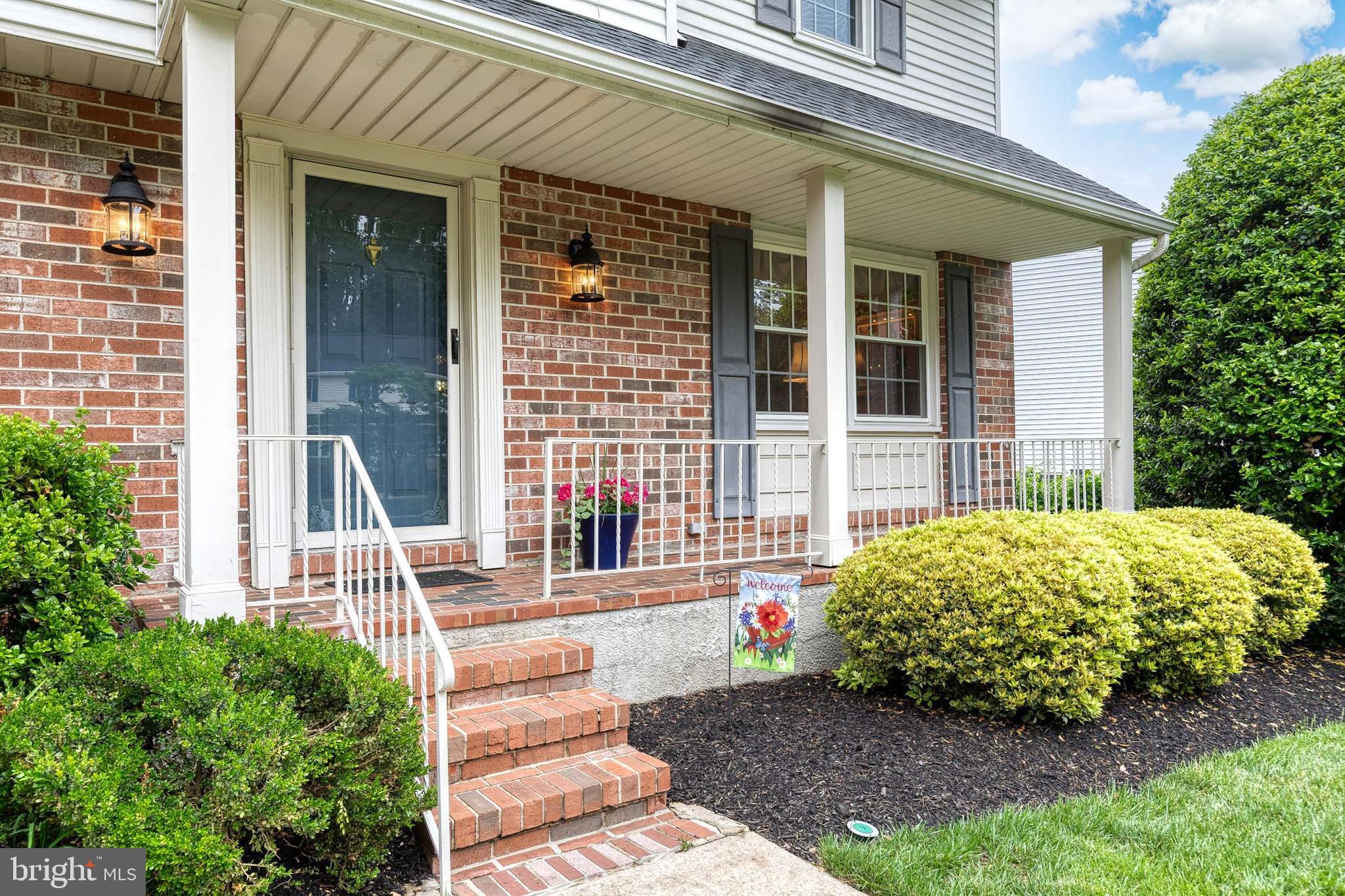 806 CHESTNUT GLEN GARTH