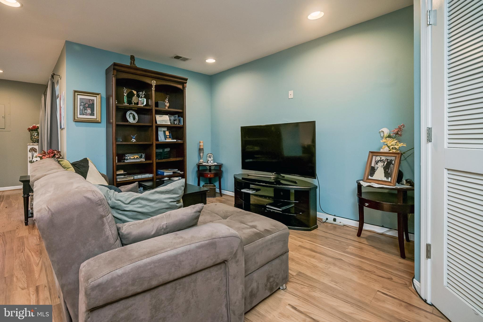 INDEPENDENCE - Residential