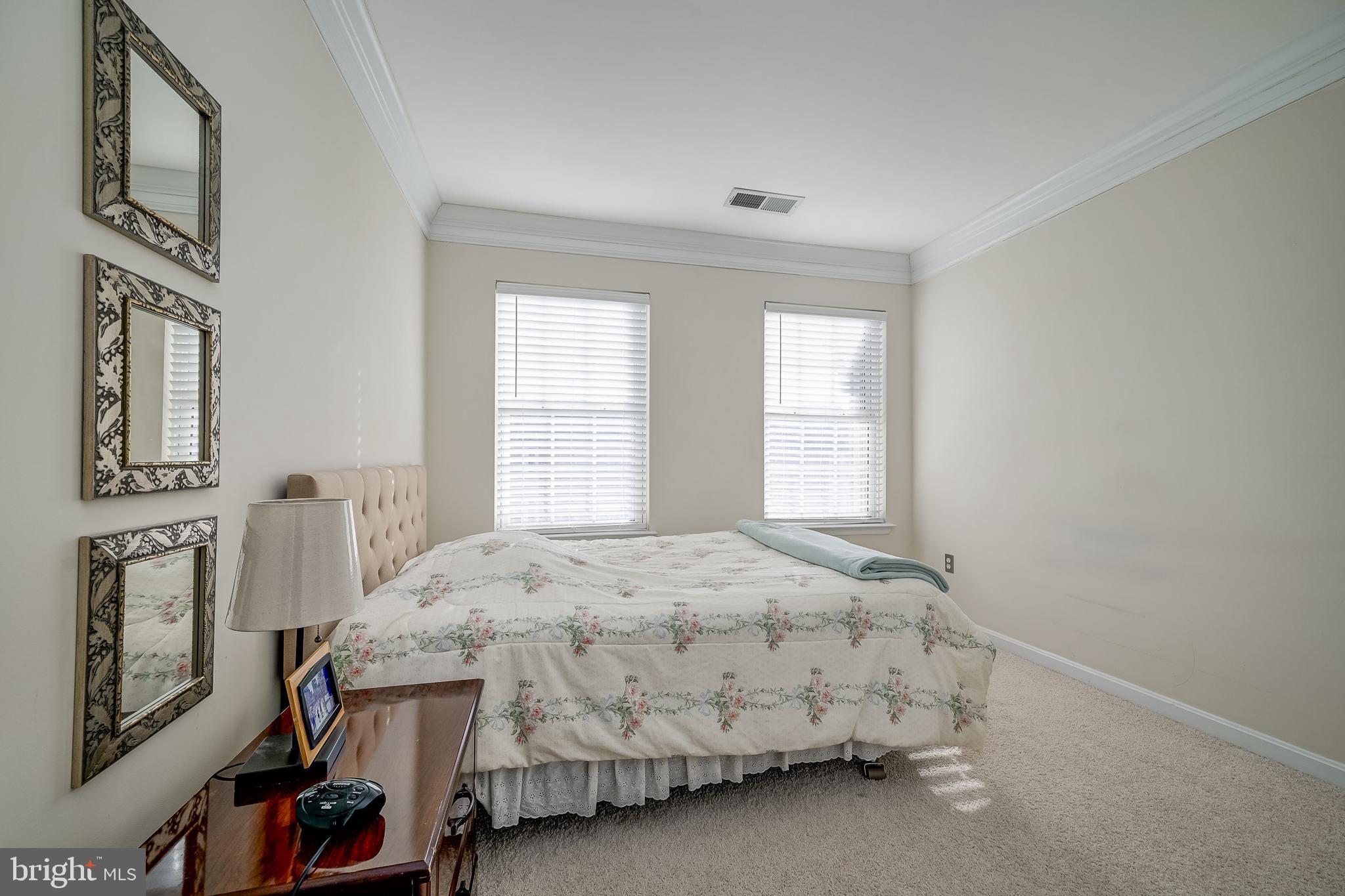 INDEPENDENCE - Residential