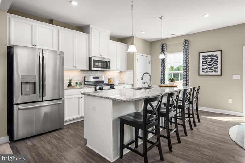 MONTGOMERY VILLAGE - Residential