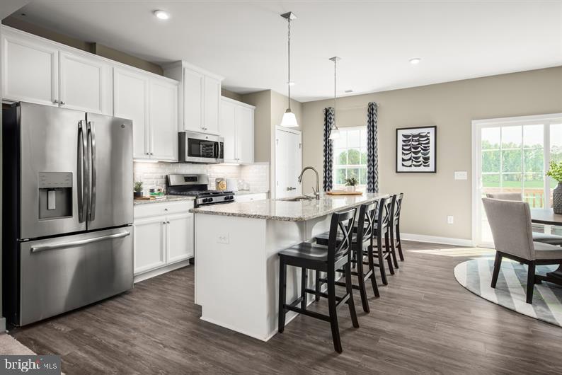 MONTGOMERY VILLAGE - Residential