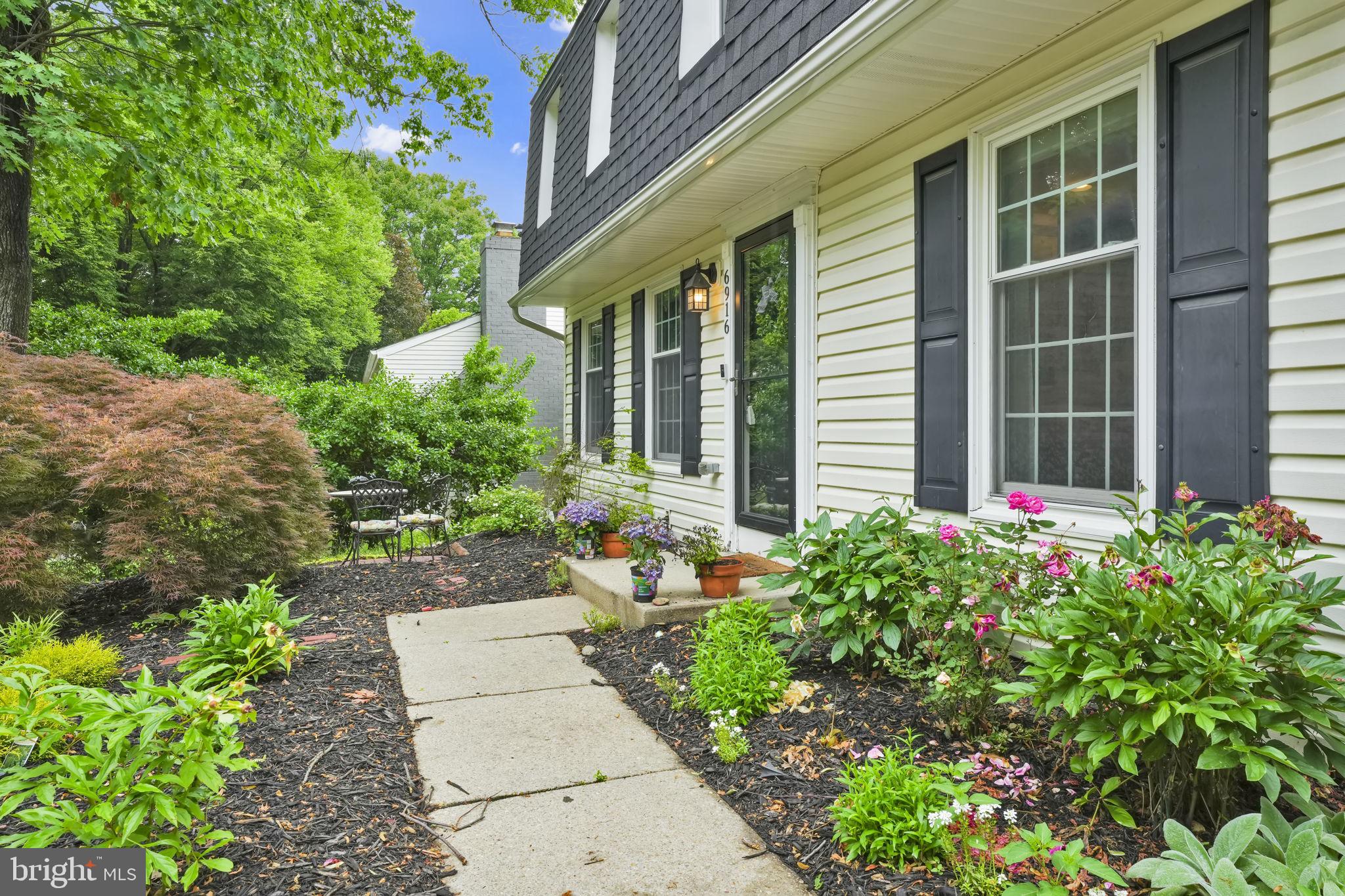 6916 DEERPASTURE