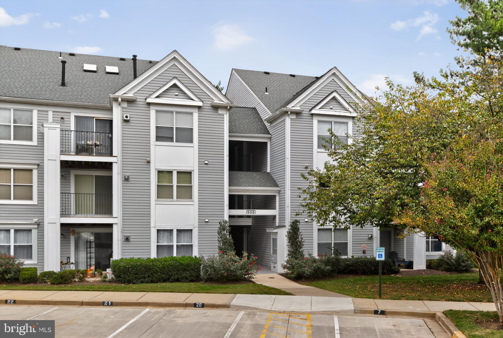 10001 VANDERBILT CIRCLE 8-2