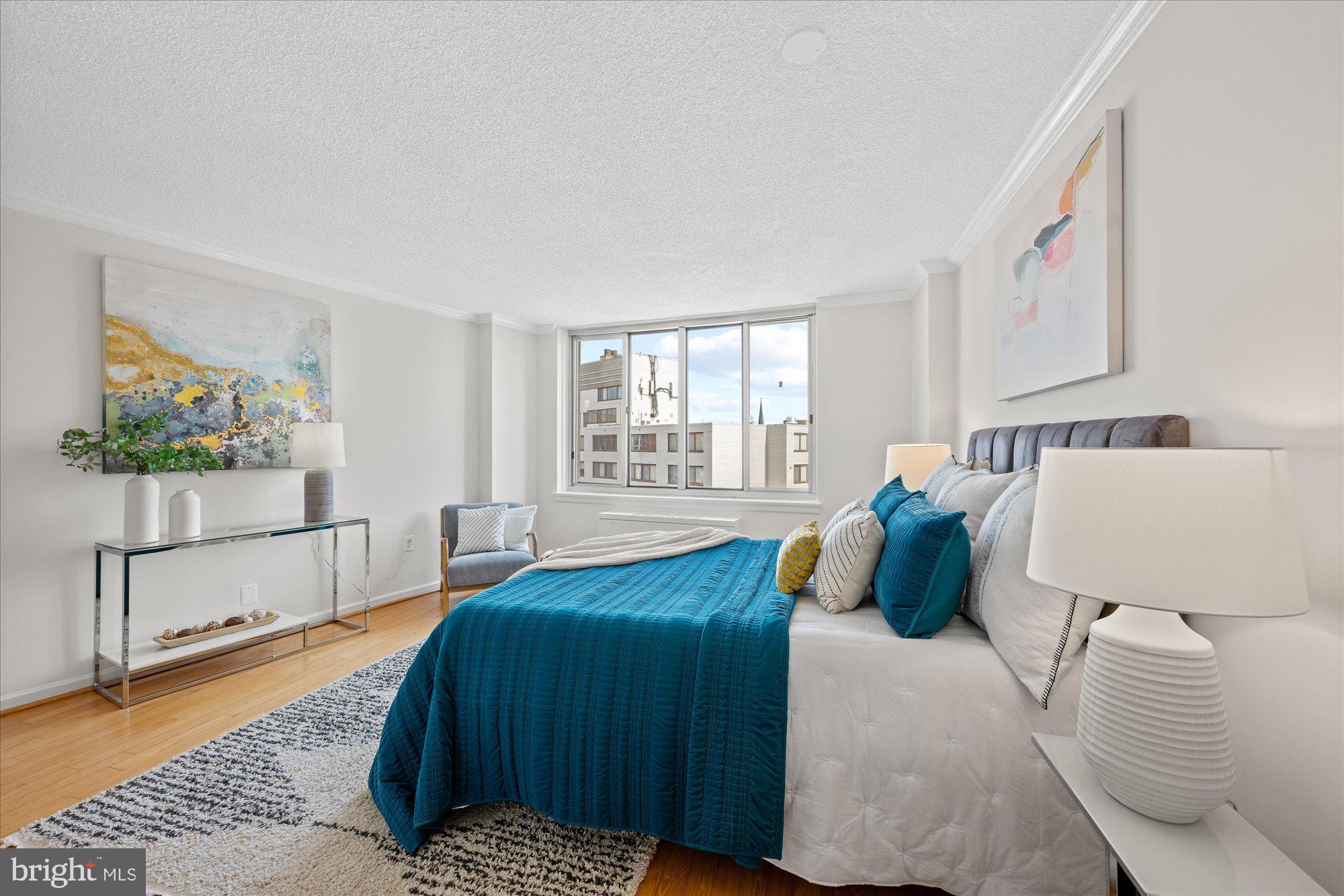 LOGAN CIRCLE - Residential