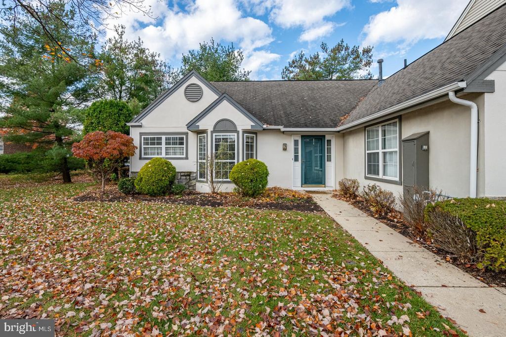 Photo of 193 Hawthorne Court, WYOMISSING, PA 19610 (MLS # PABK2065192)