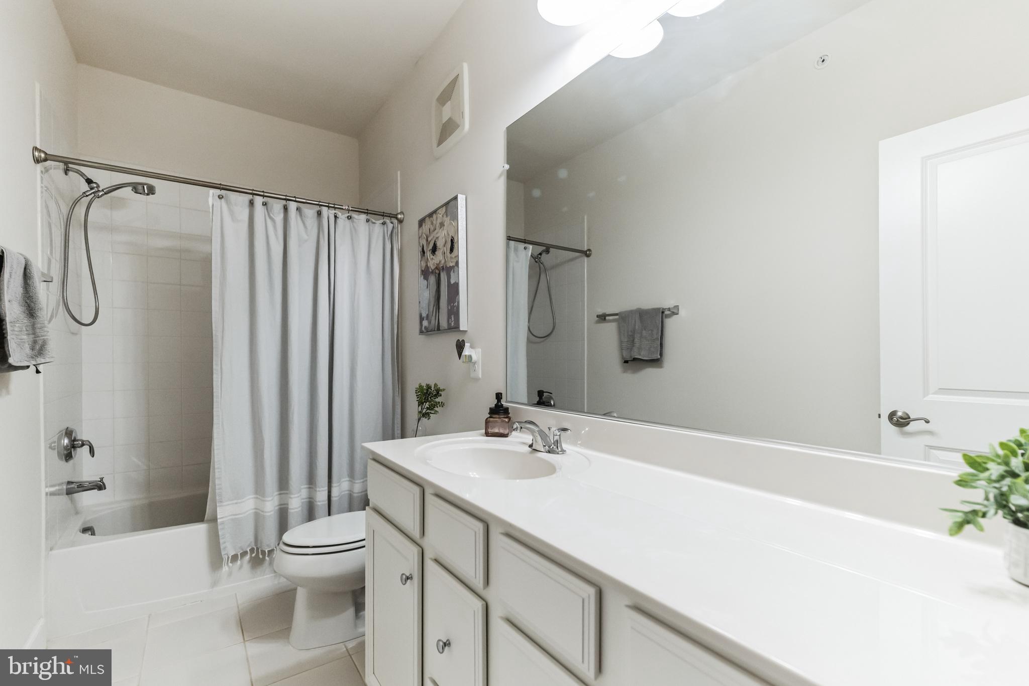 THE LANDING AT CANNON BRANCH - Residential