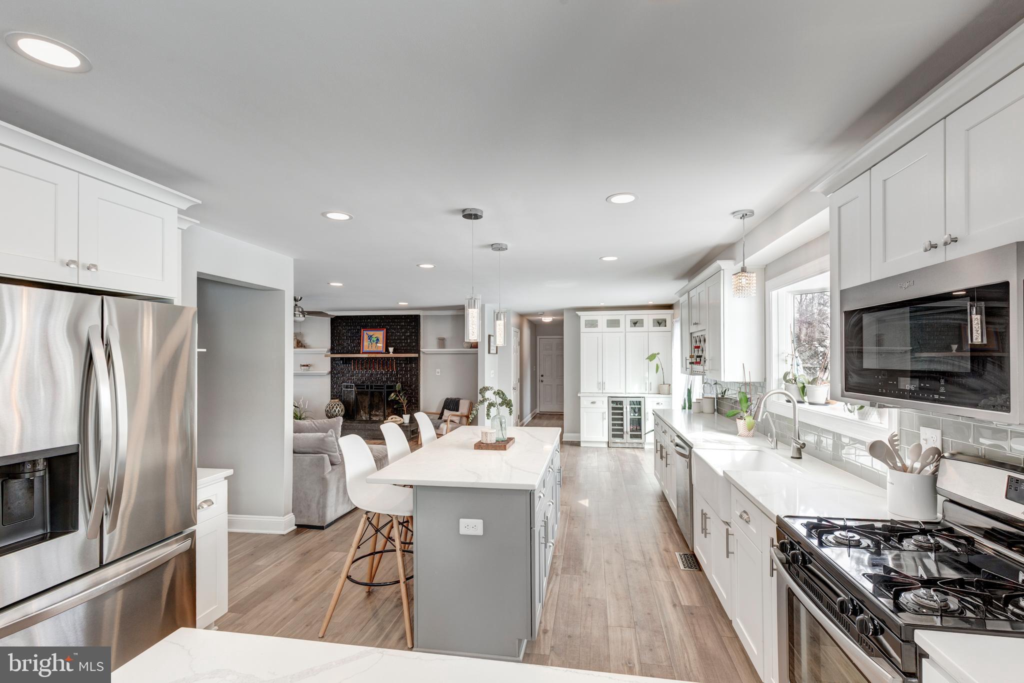 STARVIEW ESTATES - Residential