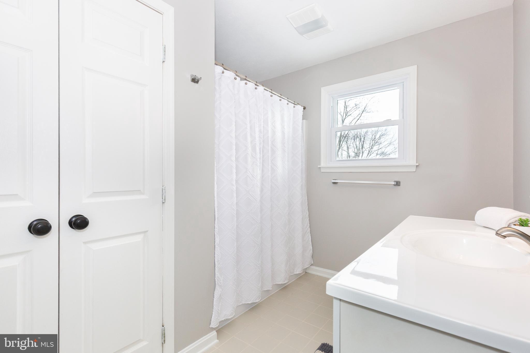 STARVIEW ESTATES - Residential