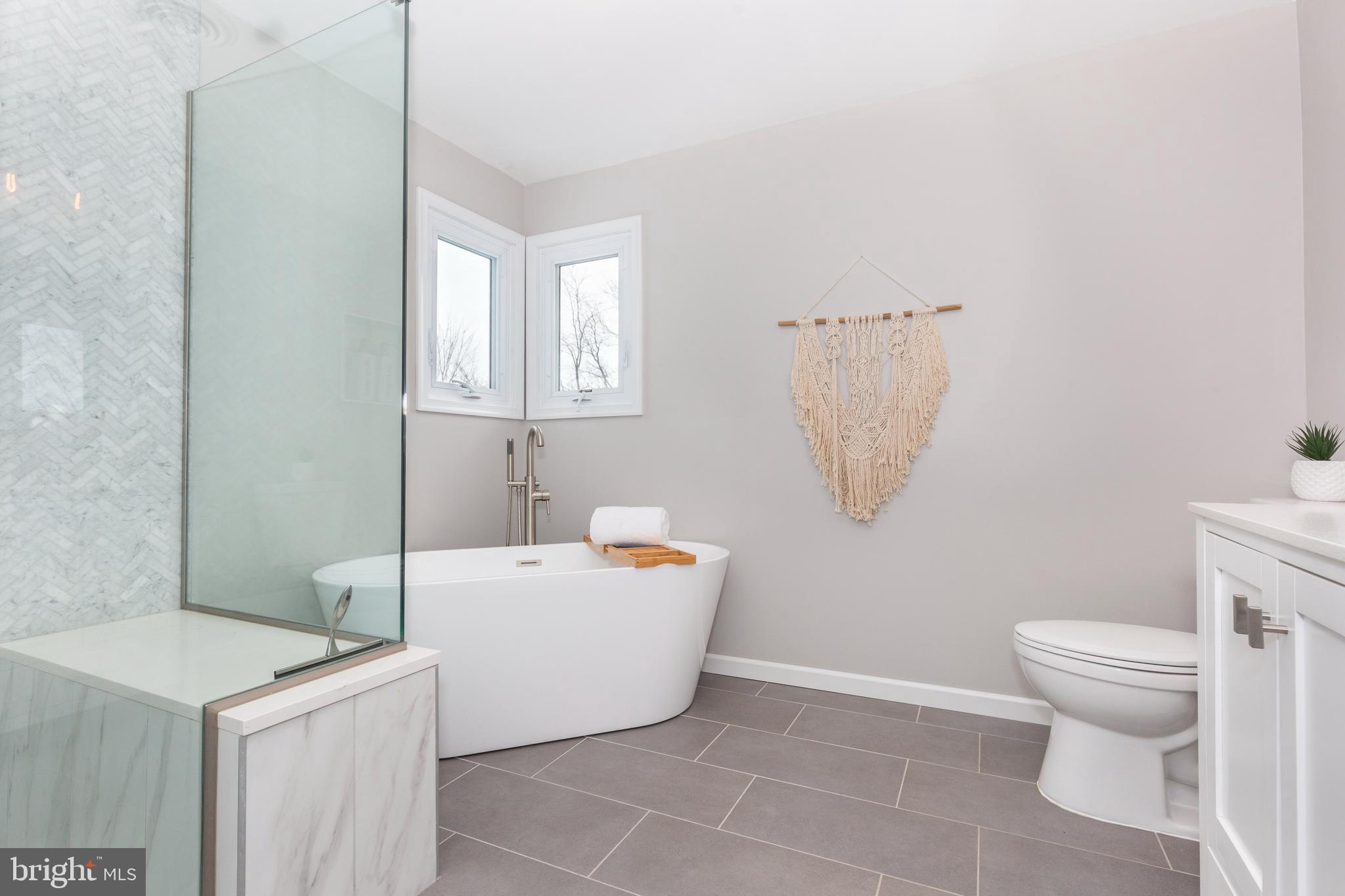 STARVIEW ESTATES - Residential