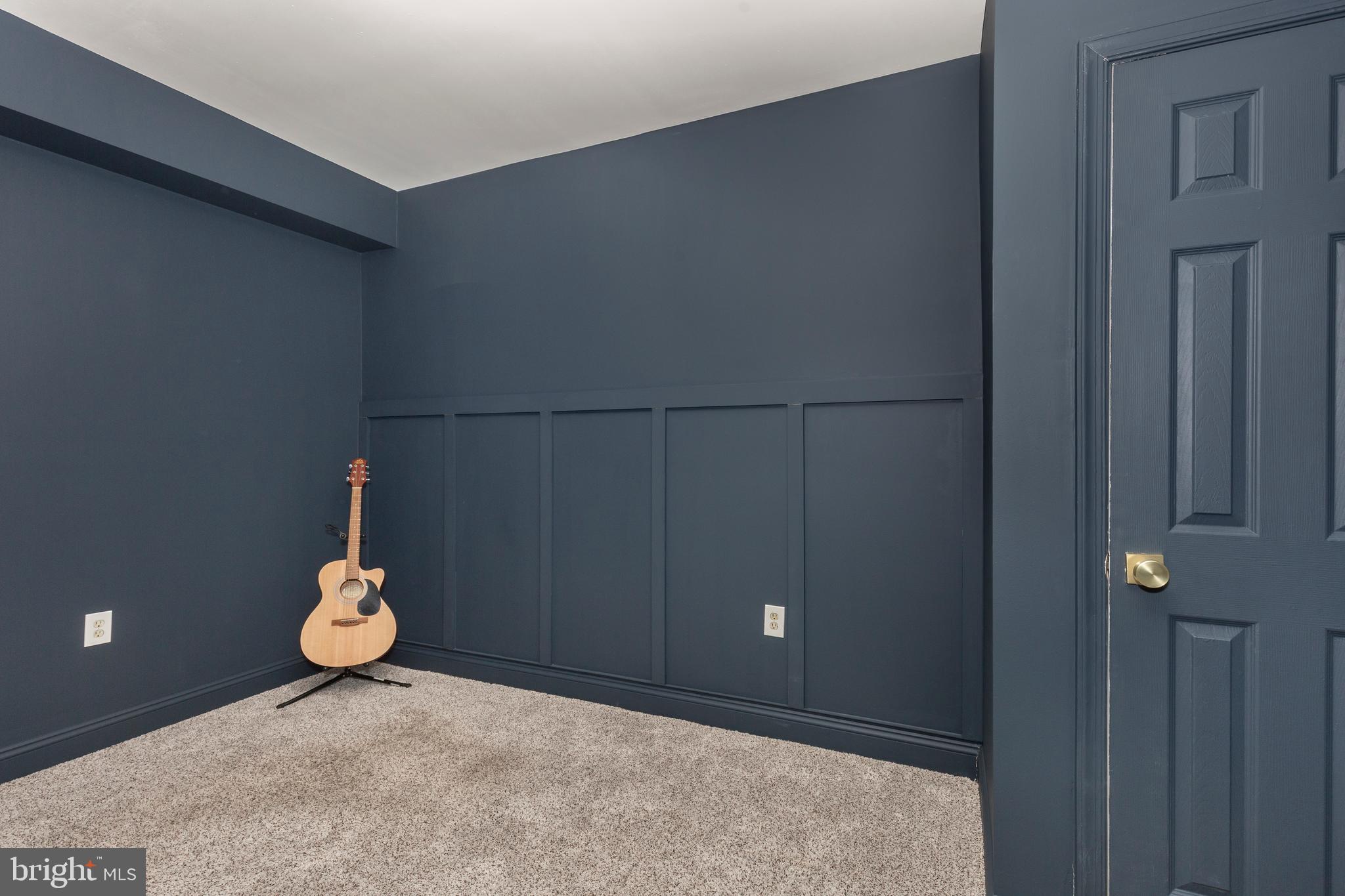 STARVIEW ESTATES - Residential