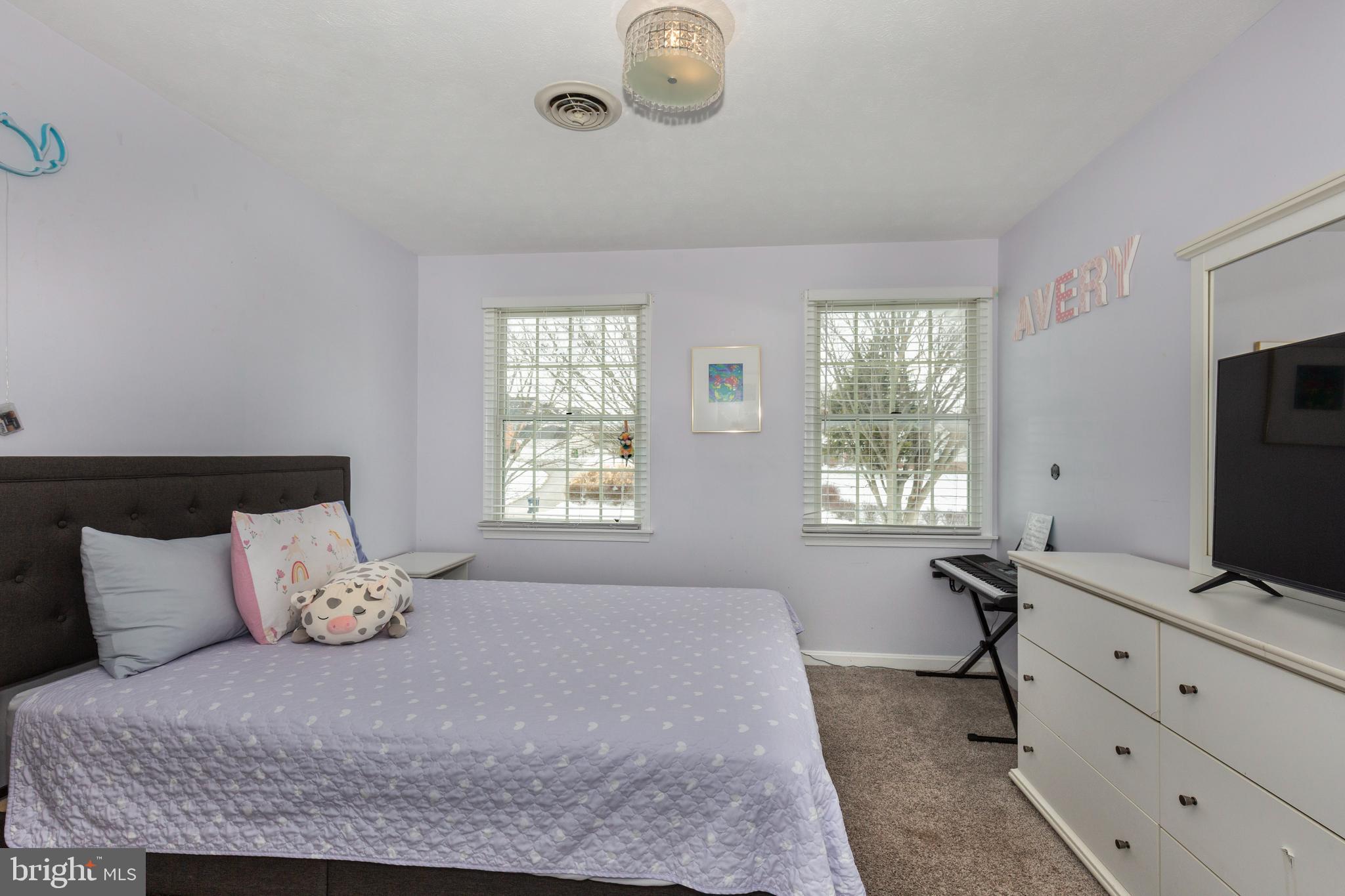 STARVIEW ESTATES - Residential