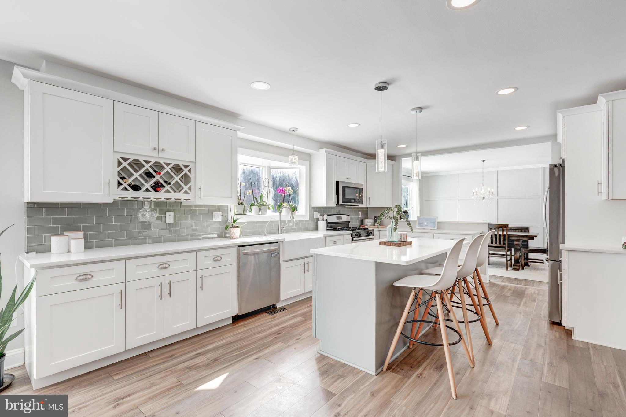 STARVIEW ESTATES - Residential