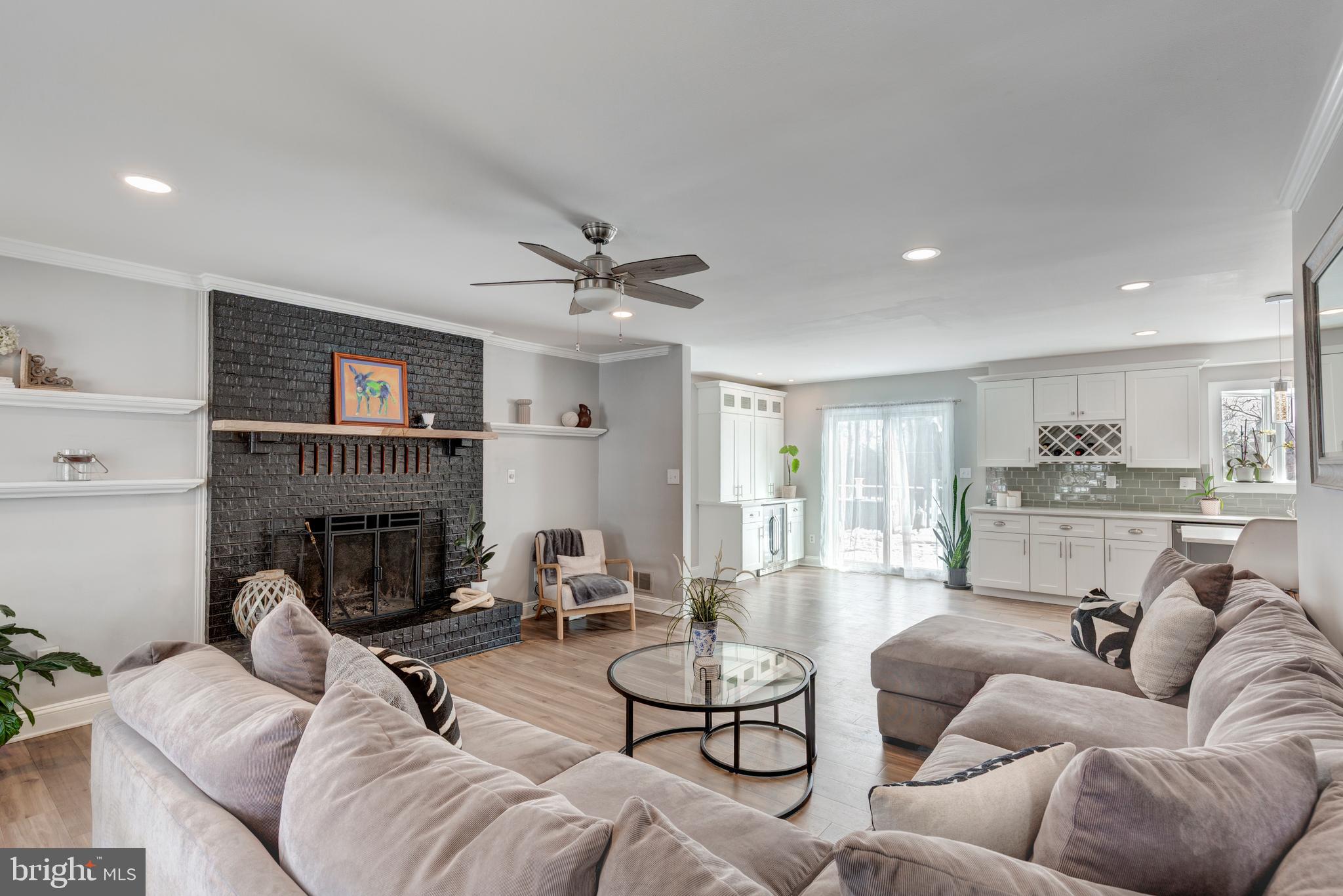 STARVIEW ESTATES - Residential