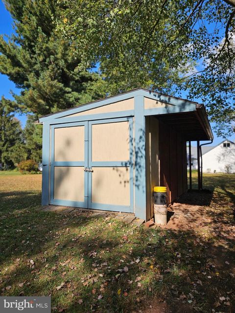 Tiny photo for 47 Roberts Circle, POTTSTOWN, PA 19465 (MLS # PACT2110898)