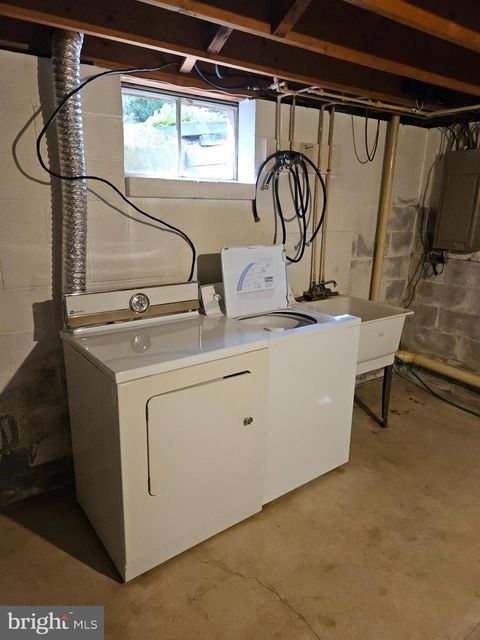 Tiny photo for 47 Roberts Circle, POTTSTOWN, PA 19465 (MLS # PACT2110898)