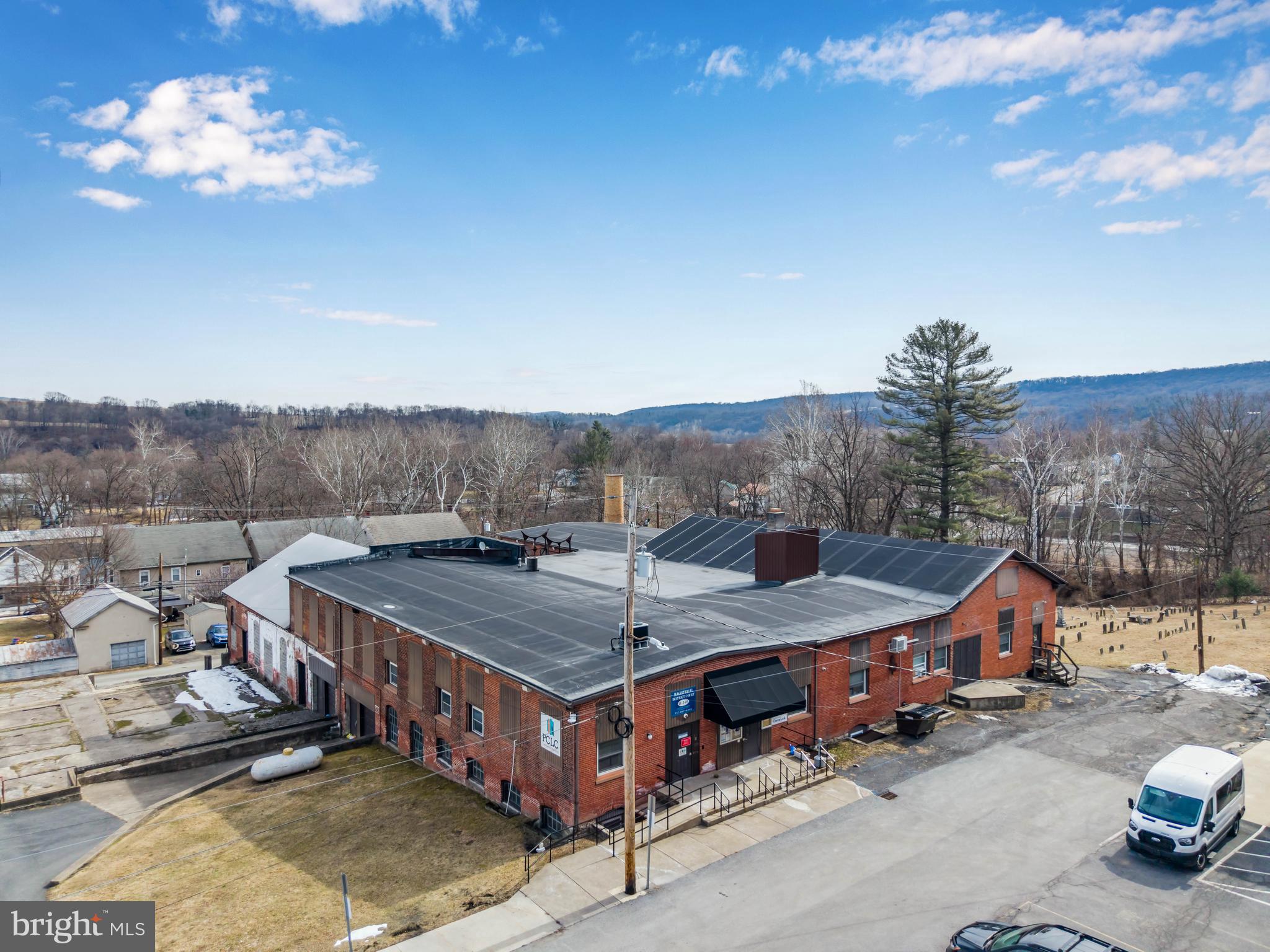 133-135 S 5TH STREET