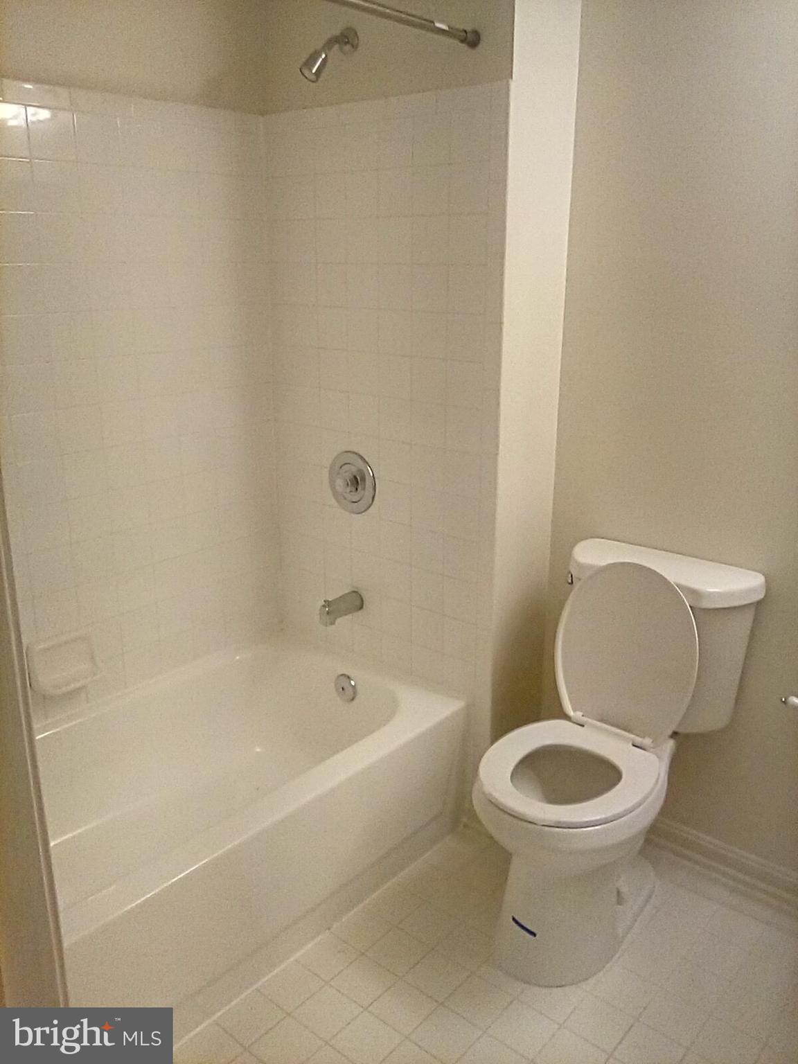 KINGS POINT - Residential