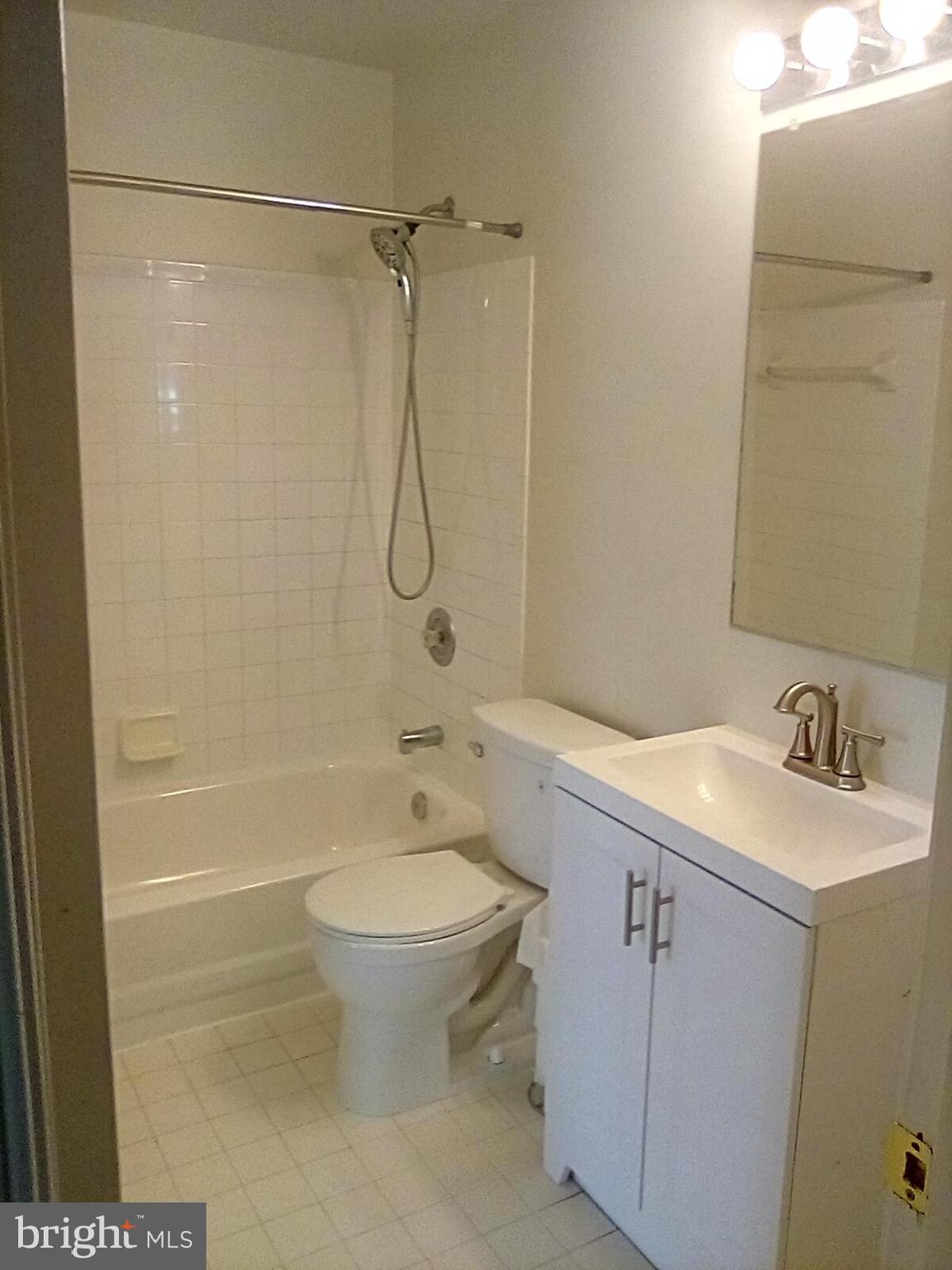 KINGS POINT - Residential