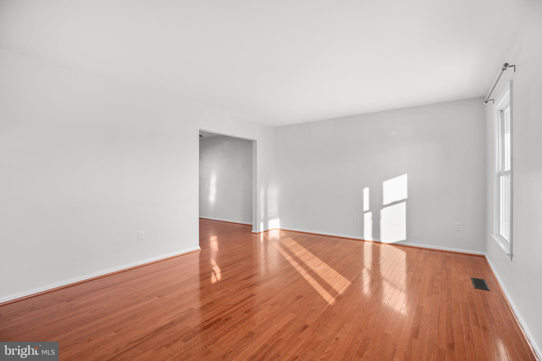 SHERATON HILLS - Residential