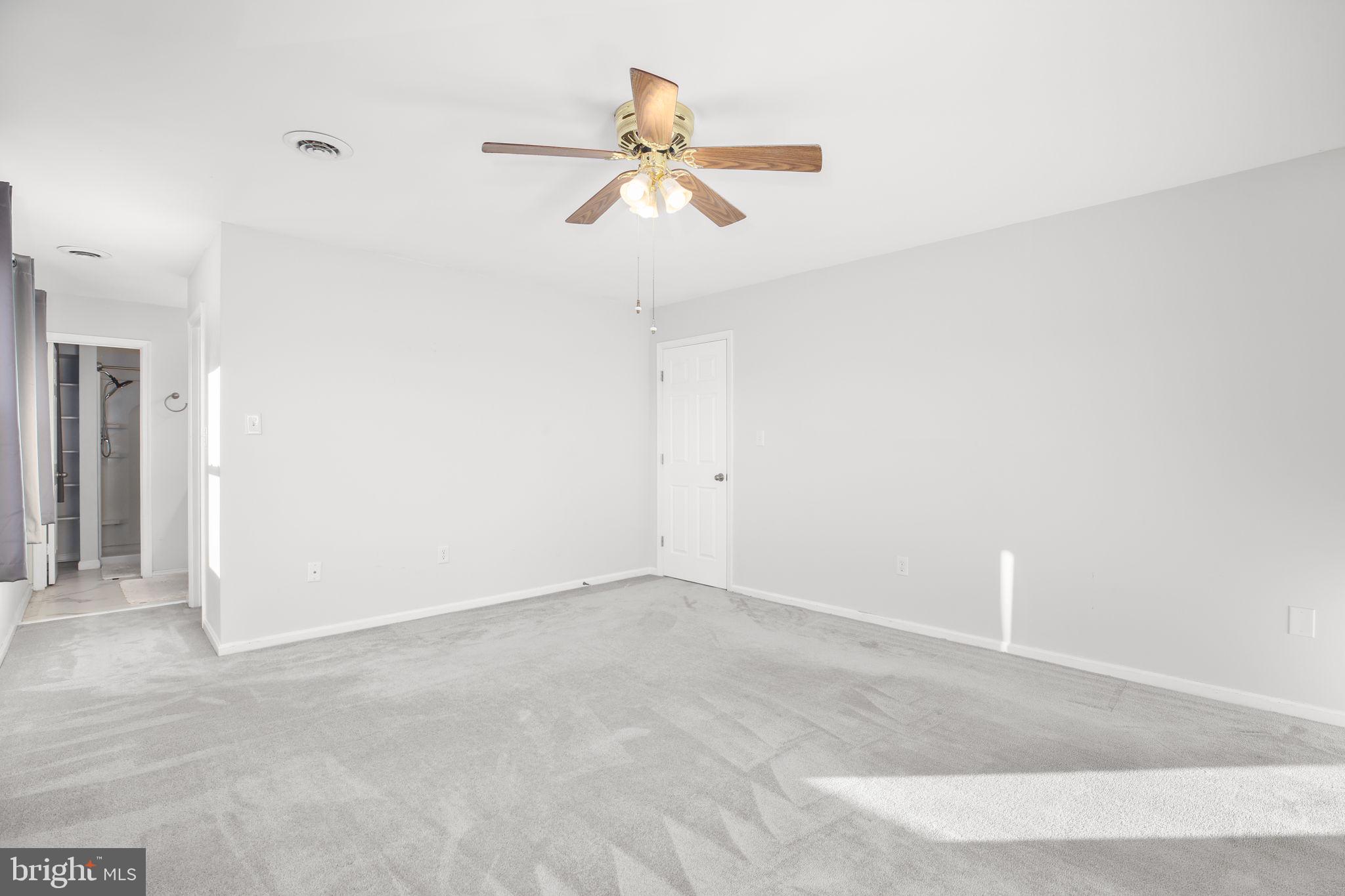 SHERATON HILLS - Residential