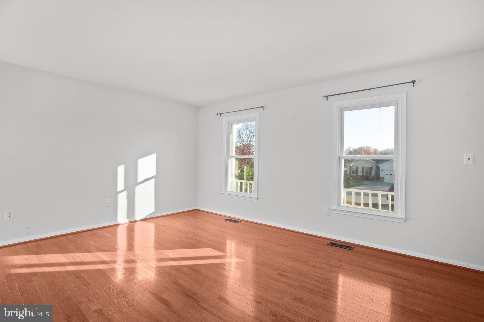 SHERATON HILLS - Residential