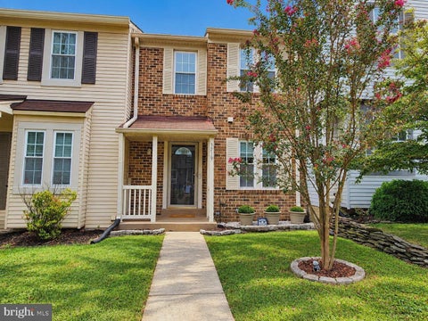 Townhouse For Sale - 3719 Gelderland Court<br/> OLNEY, MD 20832