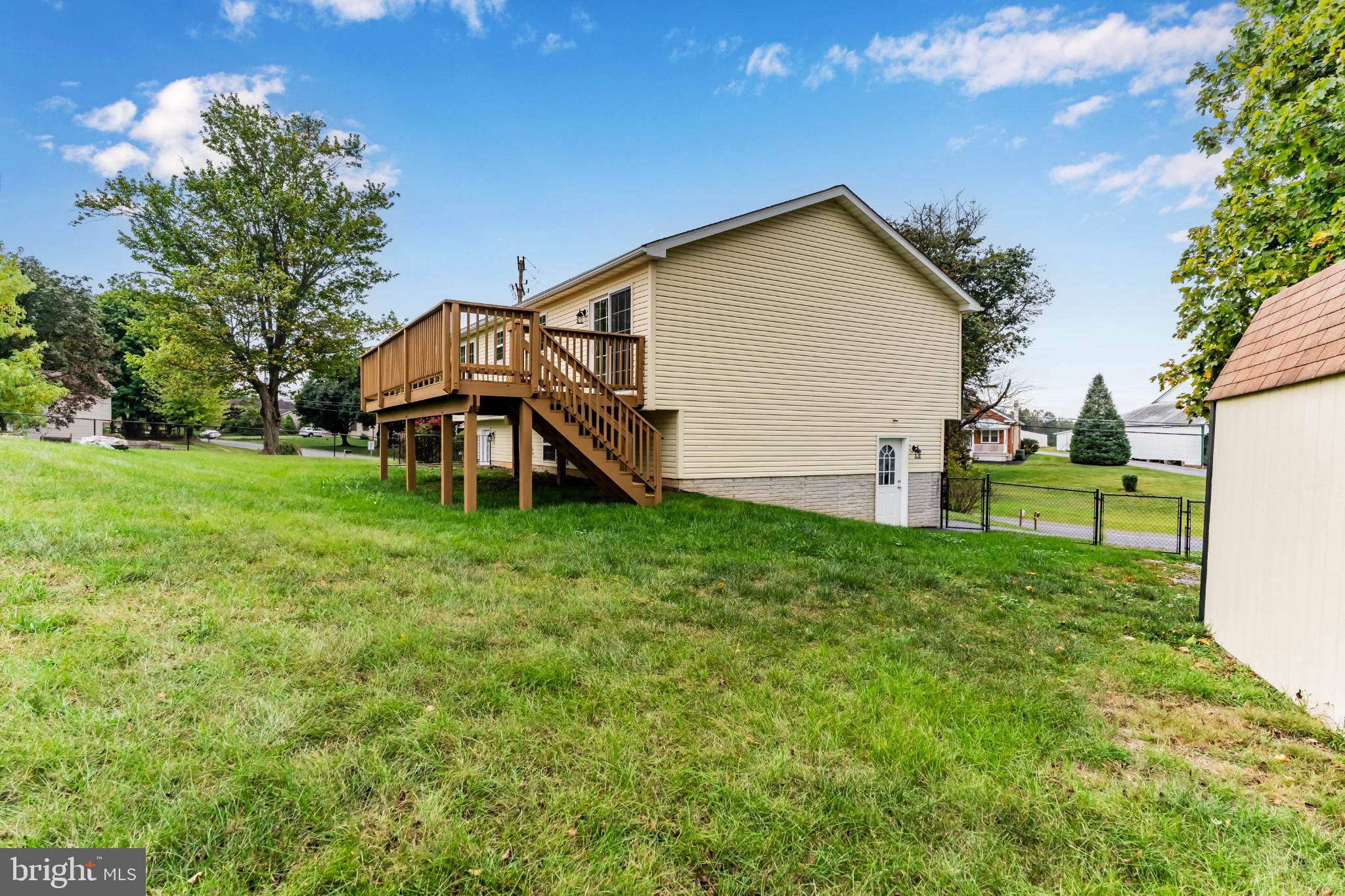 99 MIDDLE SPRING ROAD