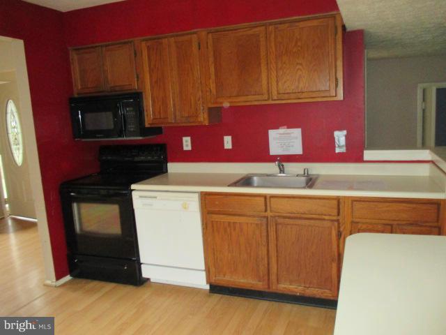 RIVERSIDE - Residential