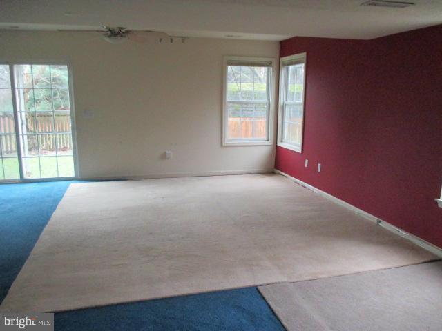 RIVERSIDE - Residential