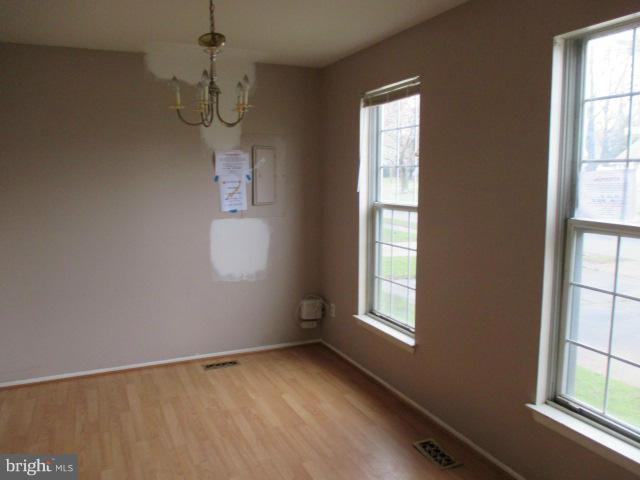 RIVERSIDE - Residential