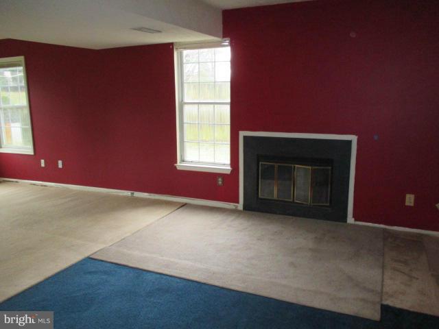 RIVERSIDE - Residential