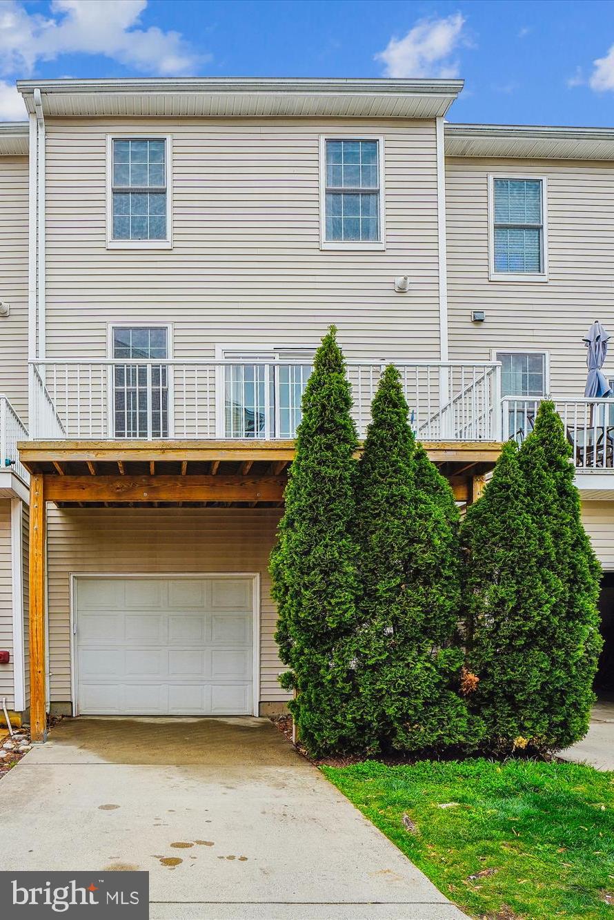 AMBERLEA AT SOUTH RIDING - Residential