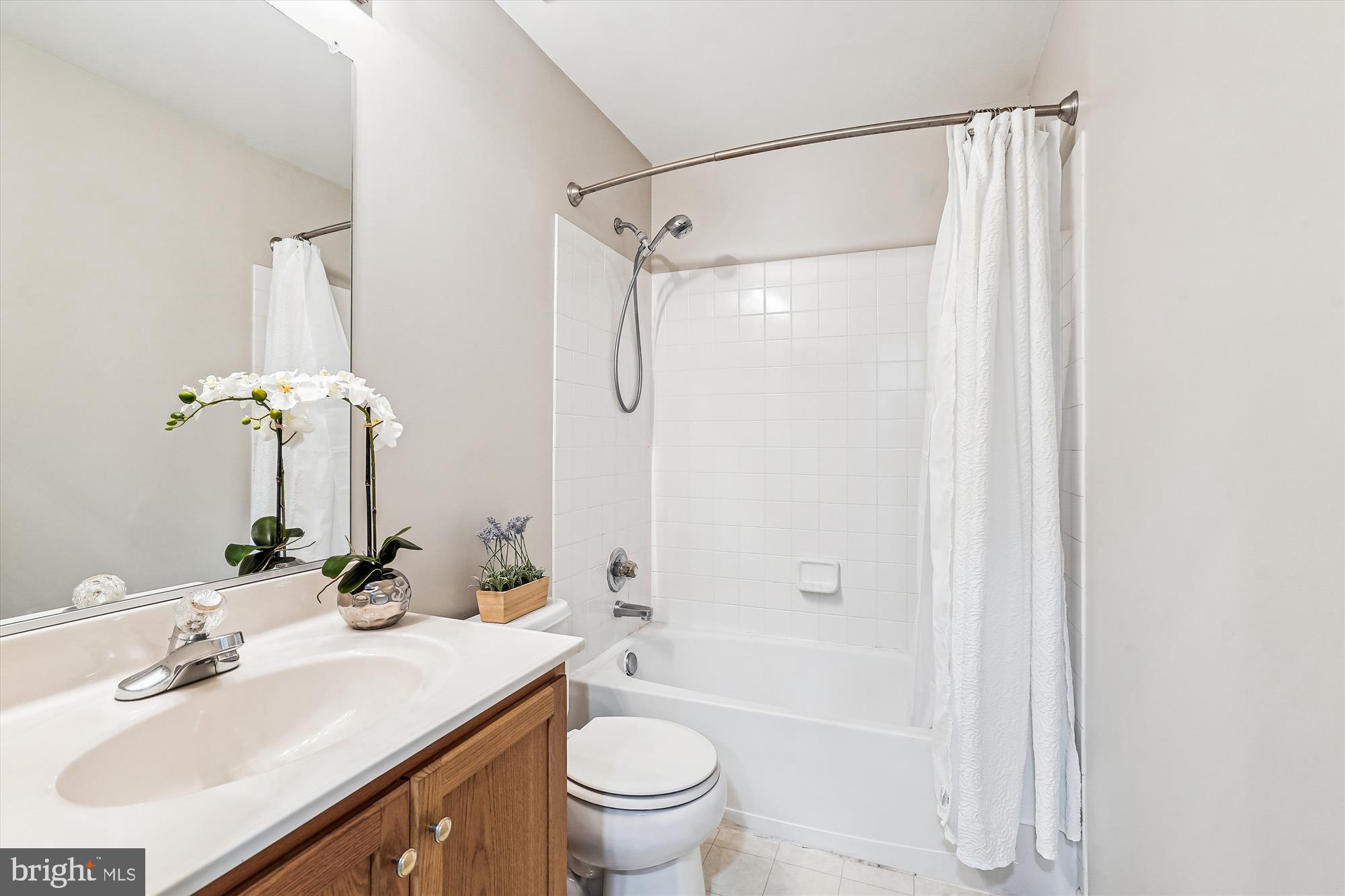 AMBERLEA AT SOUTH RIDING - Residential