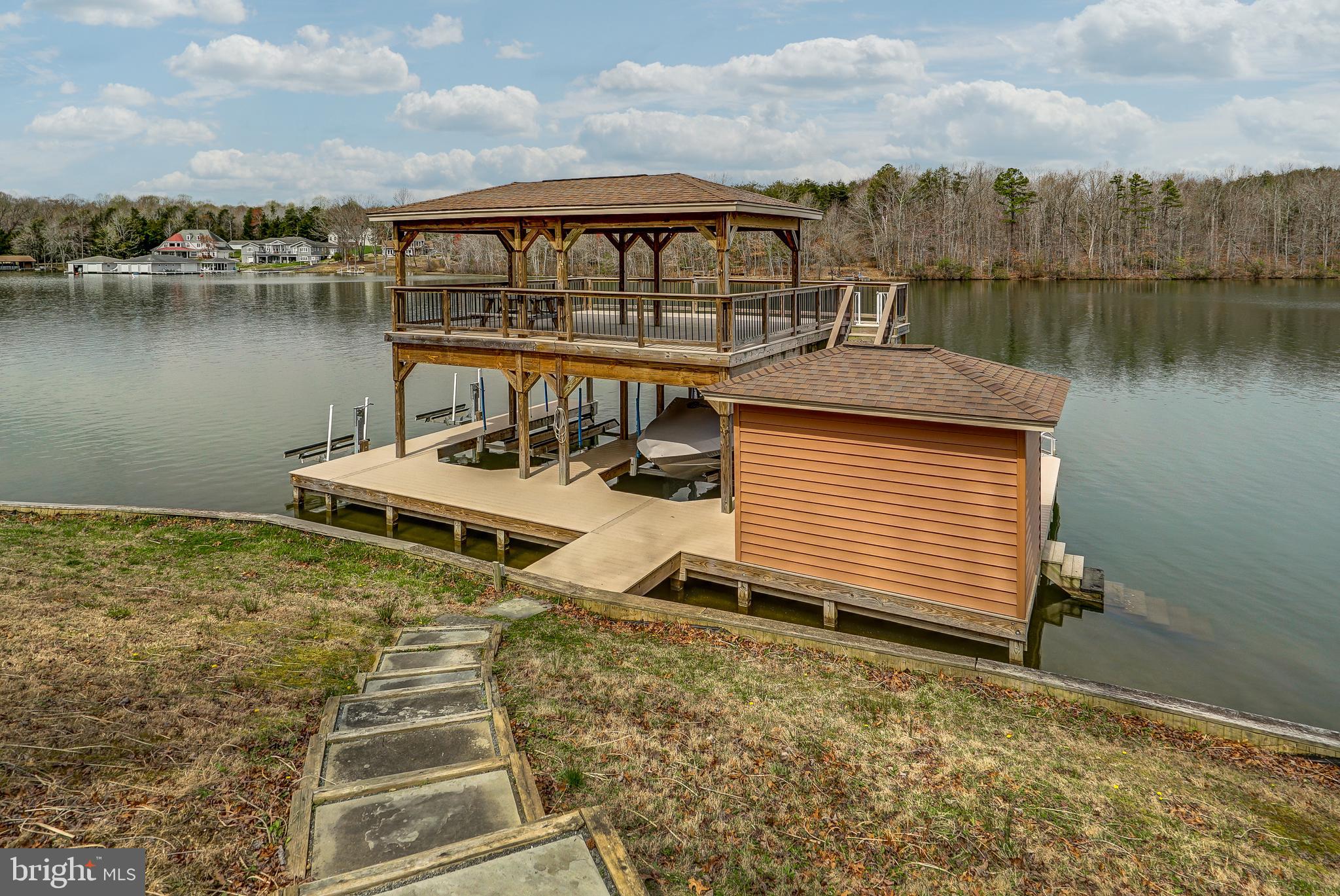 GRANDVIEW - Residential