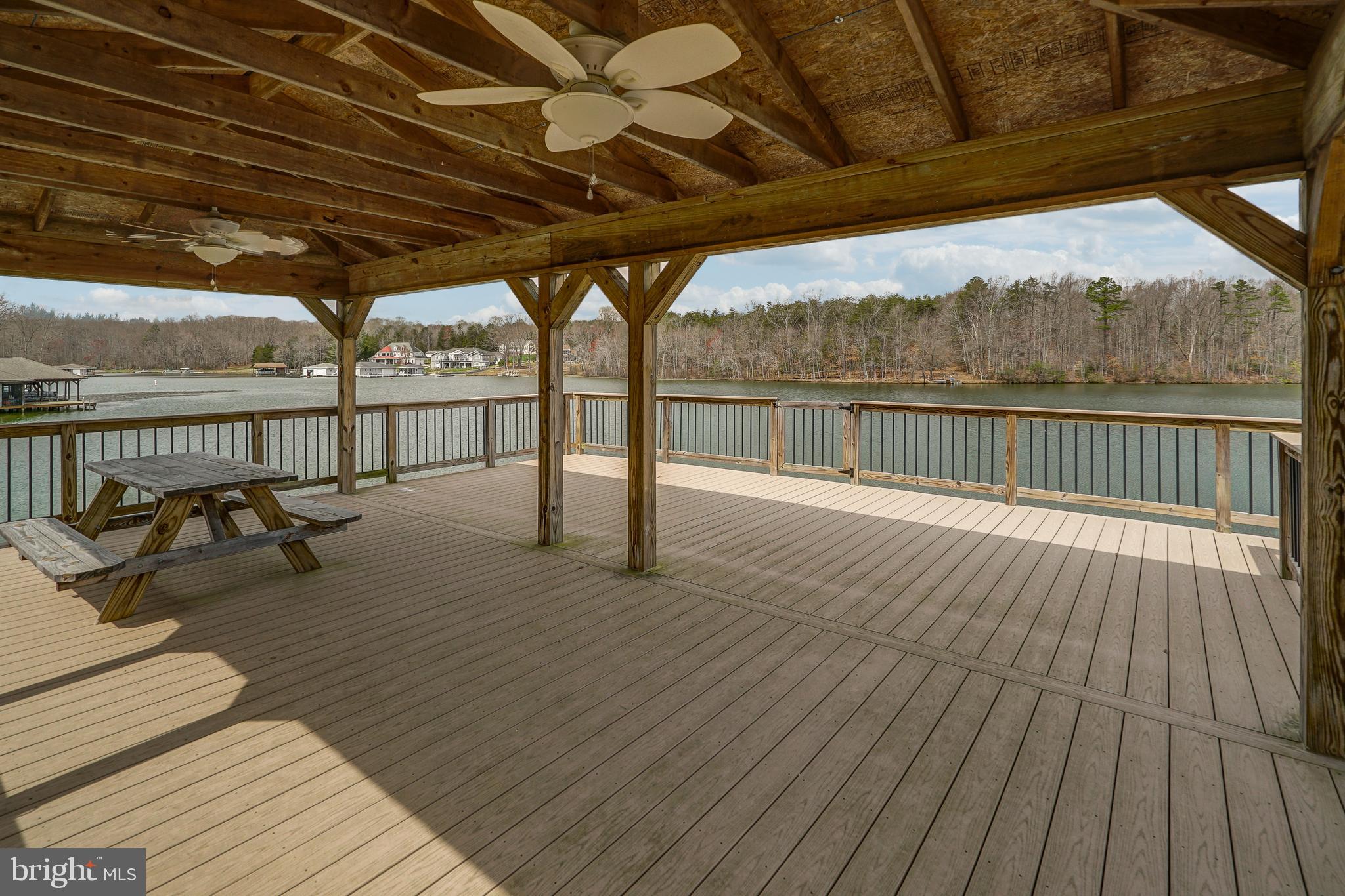 GRANDVIEW - Residential